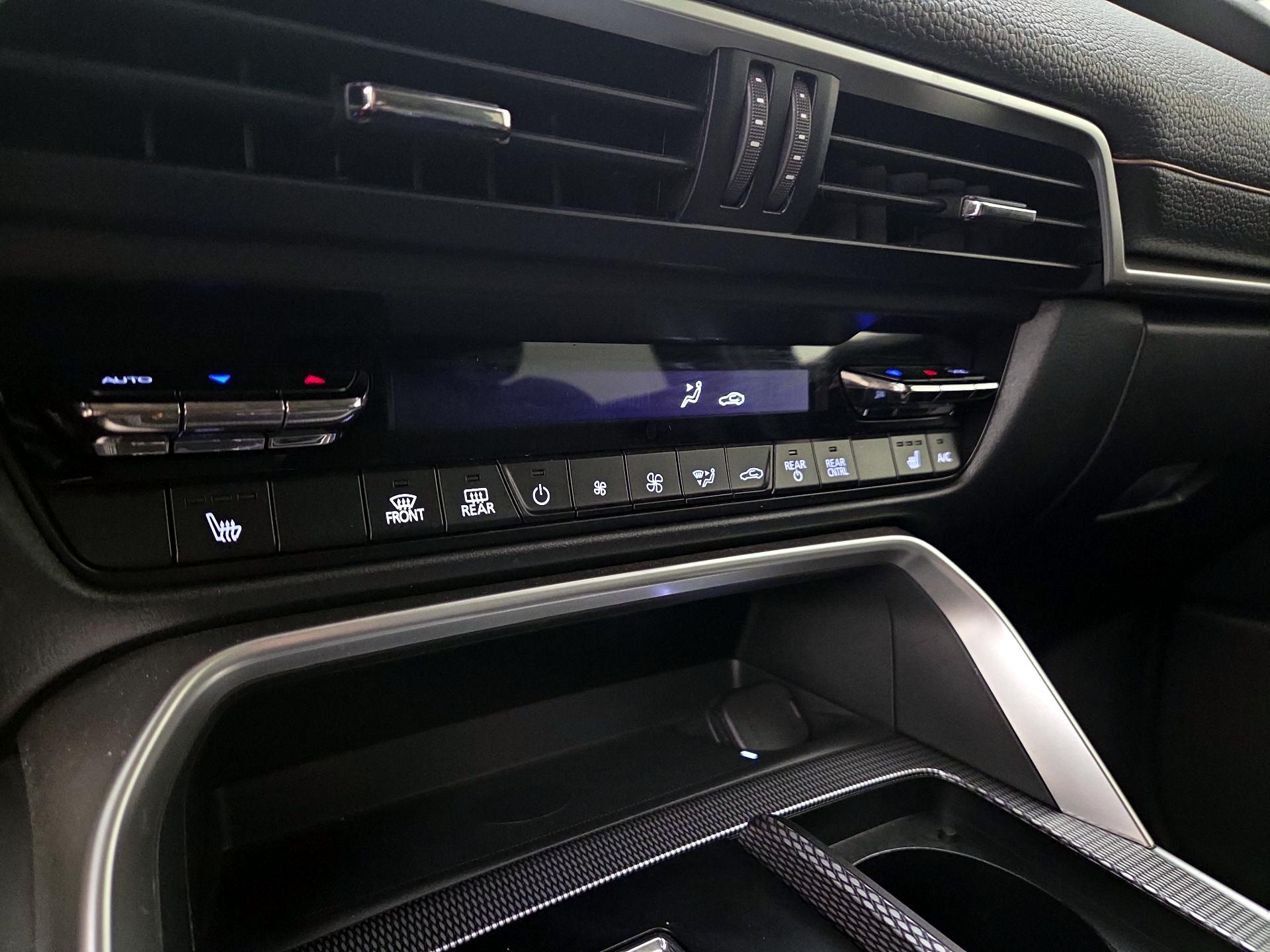 Thumbnail: 2024 Mazda CX-90 - 14