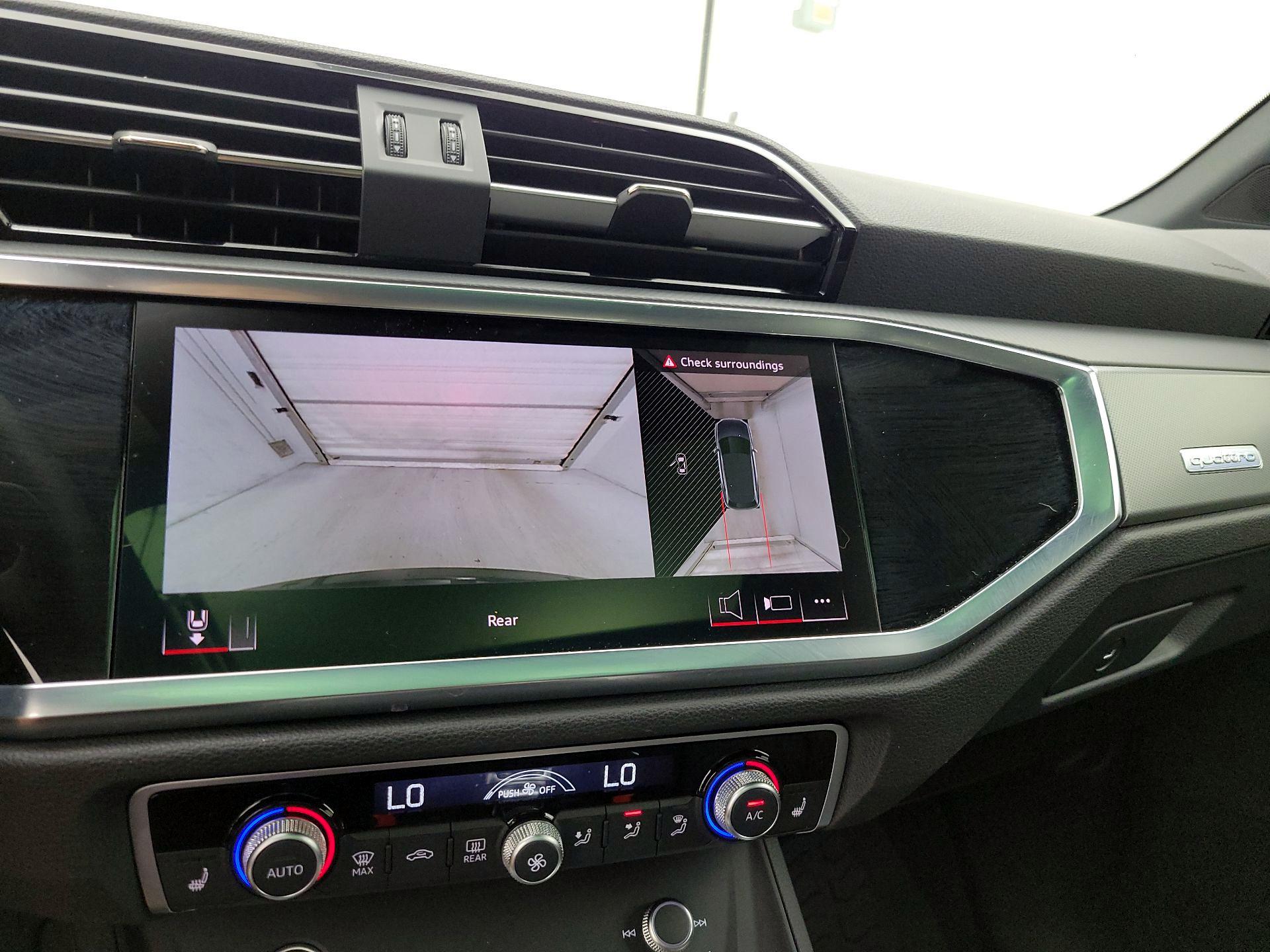 Thumbnail: 2025 Audi Q3 - 14