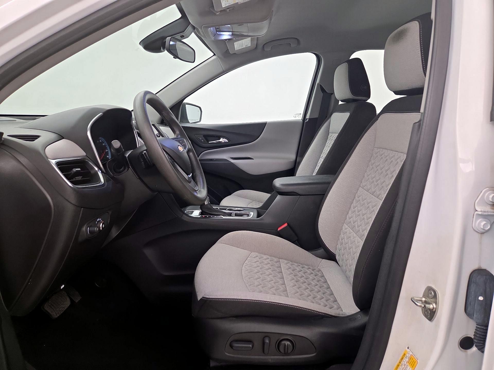Thumbnail: 2022 Chevrolet Equinox - 11