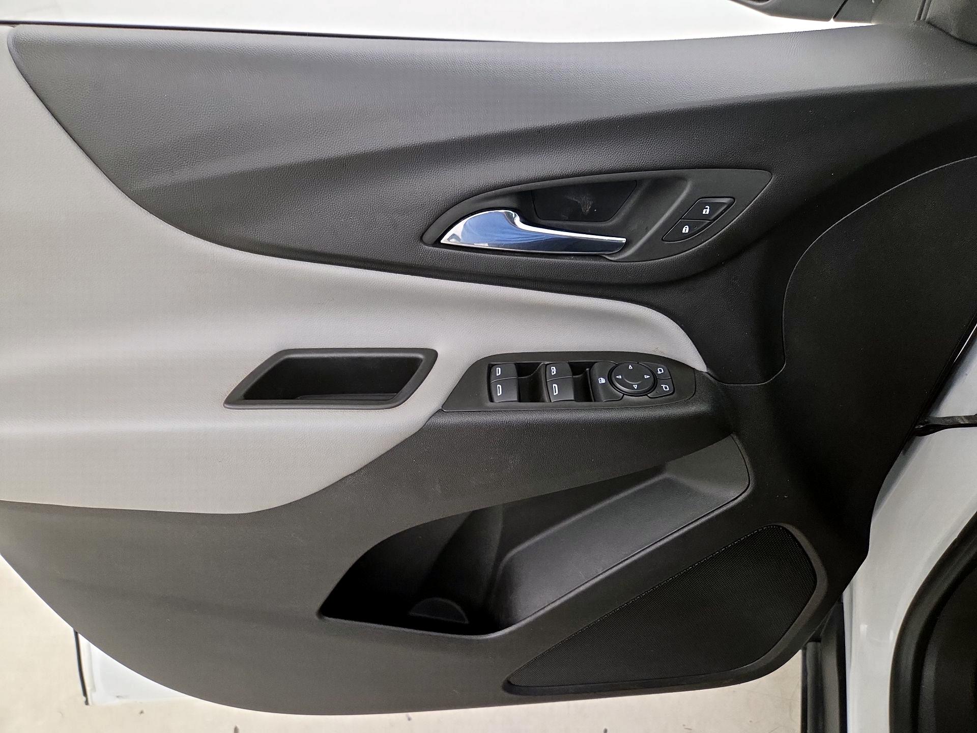 Thumbnail: 2022 Chevrolet Equinox - 12