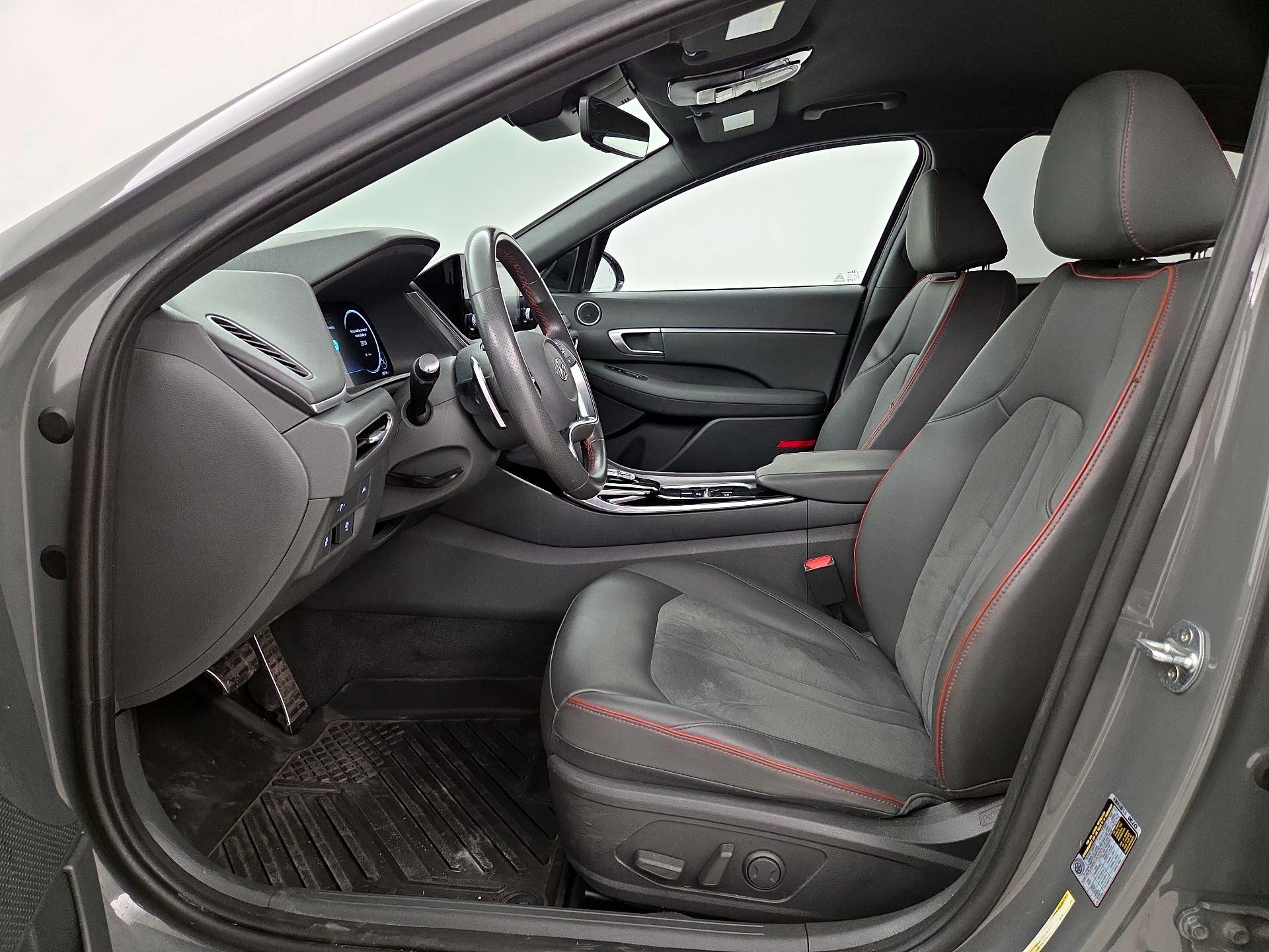 Thumbnail: 2021 Hyundai Sonata - 11