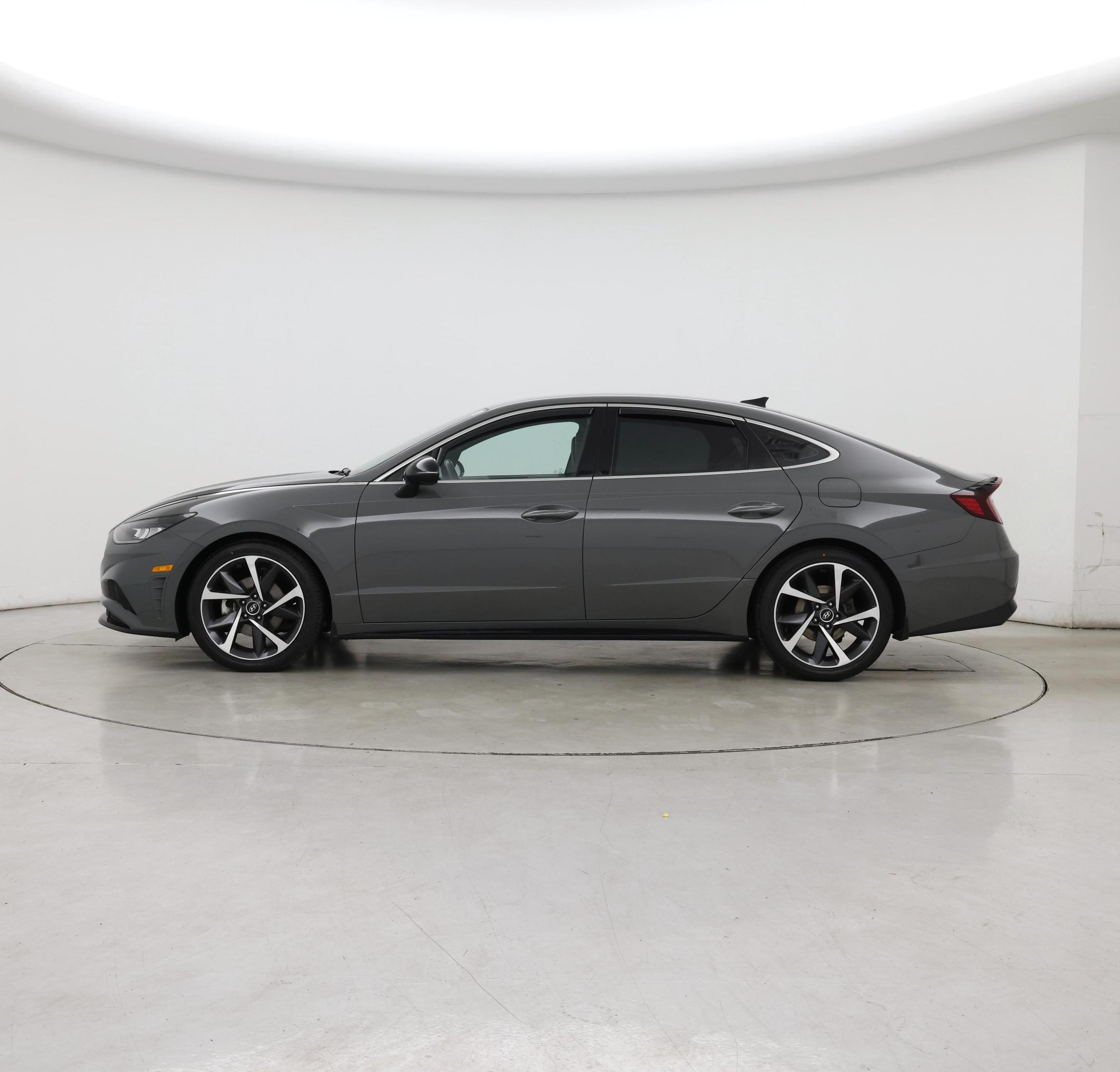Thumbnail: 2021 Hyundai Sonata - 3