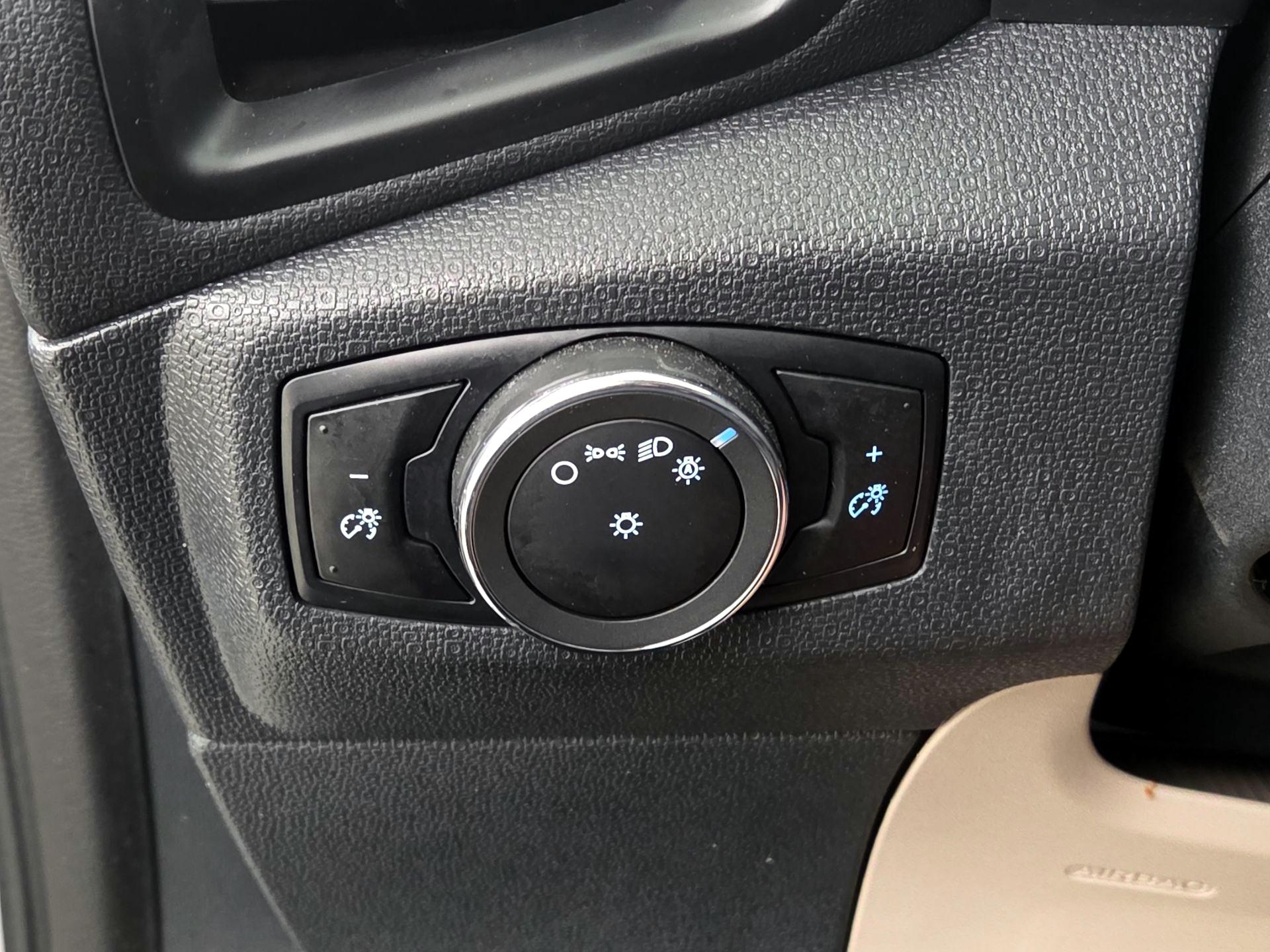 Thumbnail: 2021 Ford EcoSport - 13