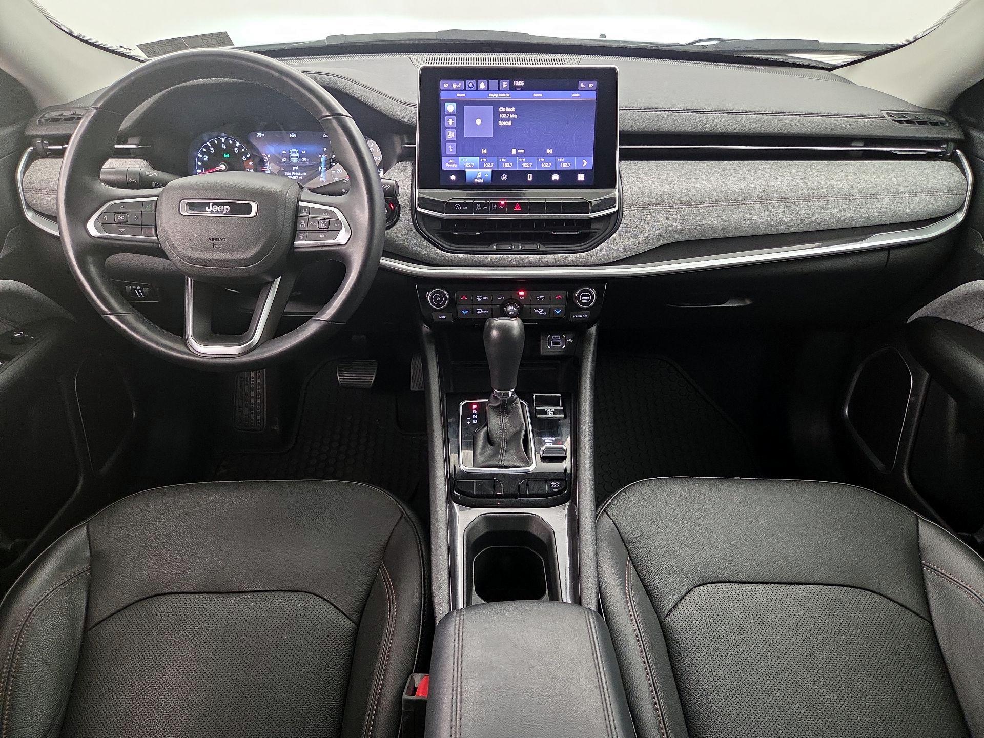 Thumbnail: 2022 Jeep Compass - 9