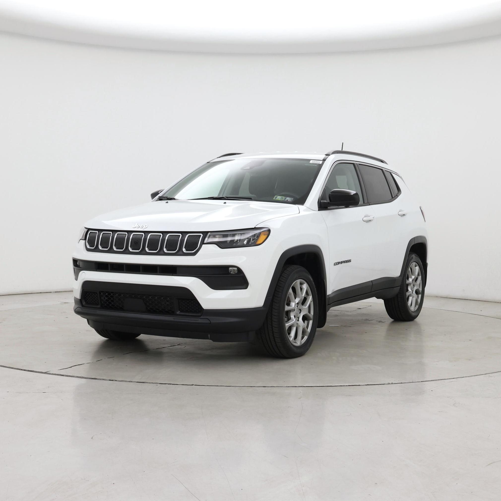 Thumbnail: 2022 Jeep Compass - 4