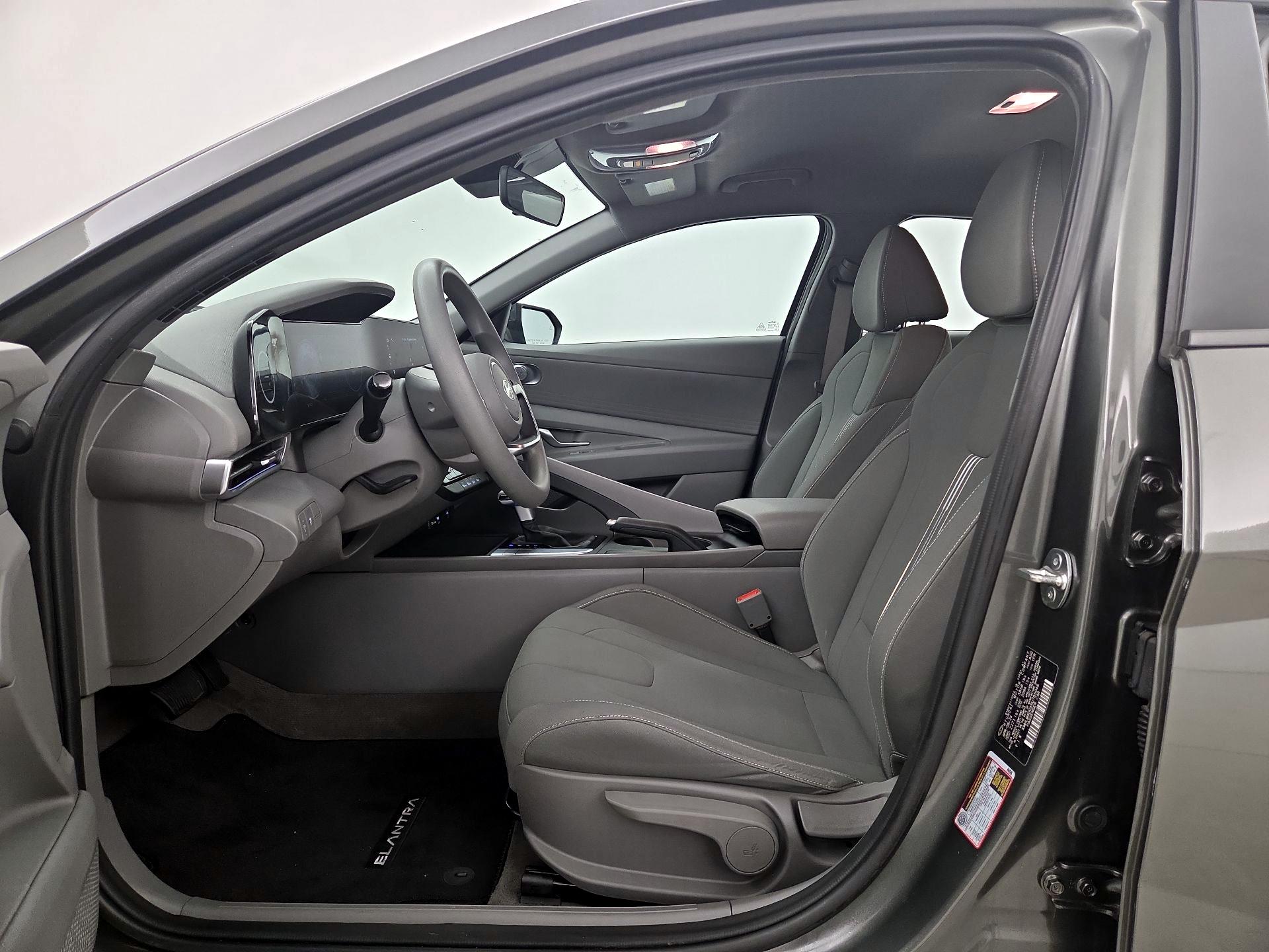 Thumbnail: 2024 Hyundai Elantra - 11