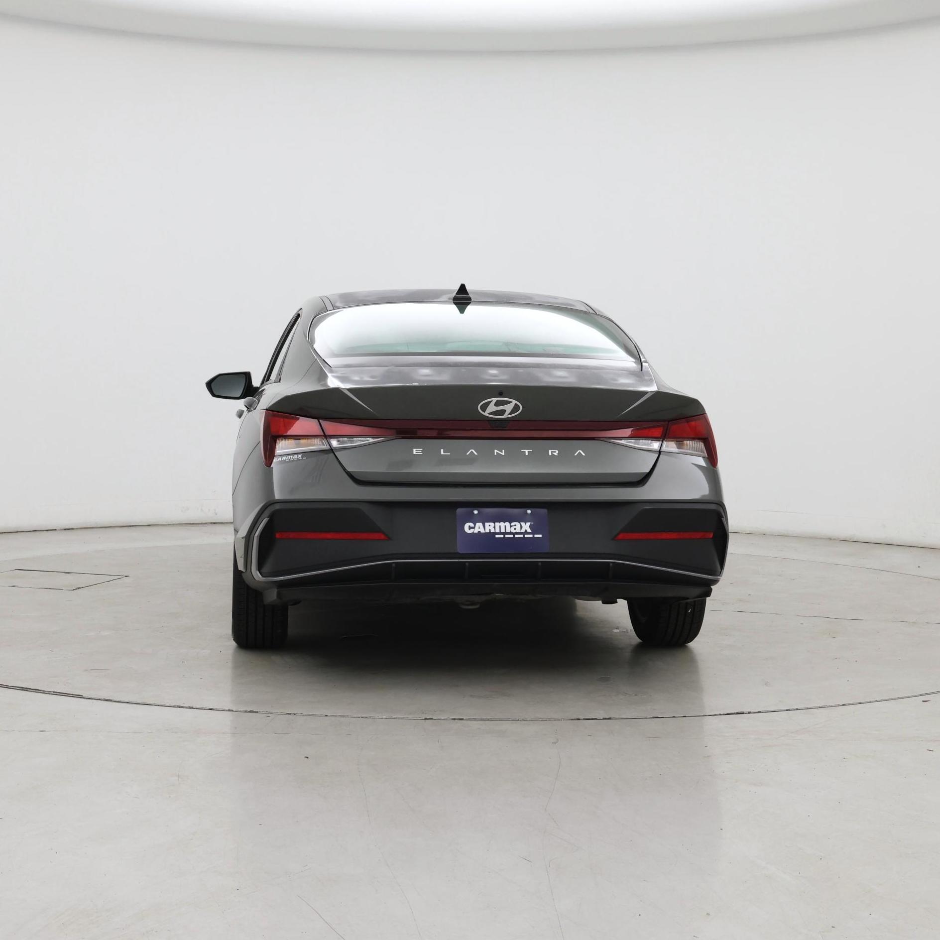 Thumbnail: 2024 Hyundai Elantra - 6