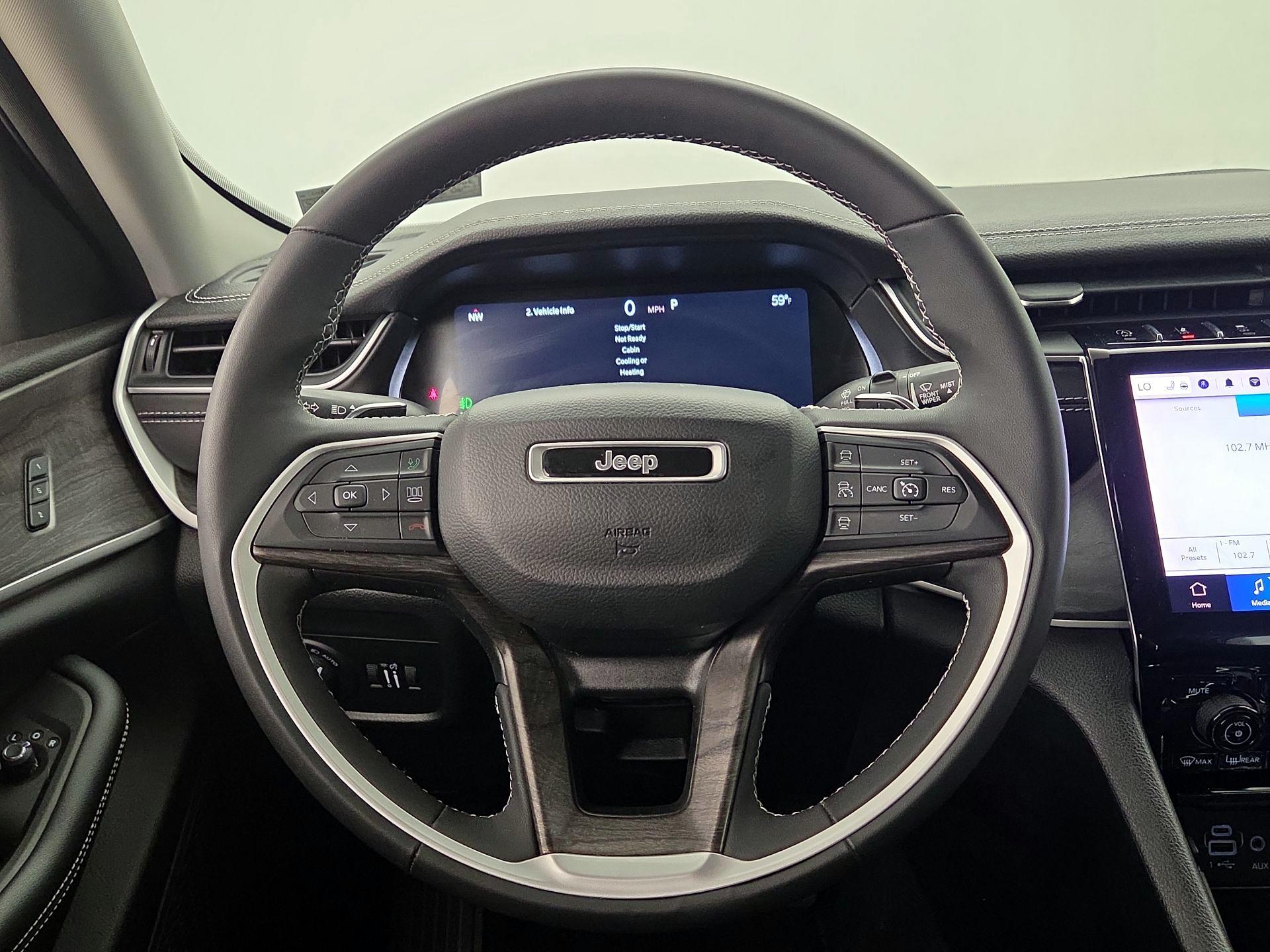 Thumbnail: 2023 Jeep Grand Cherokee - 10