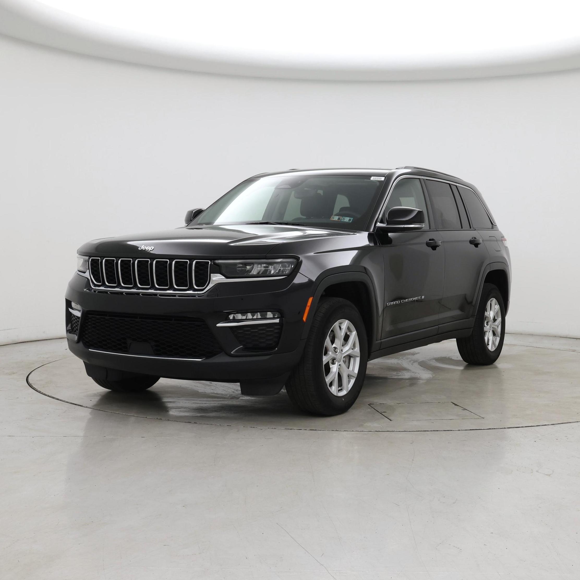 Thumbnail: 2023 Jeep Grand Cherokee - 4