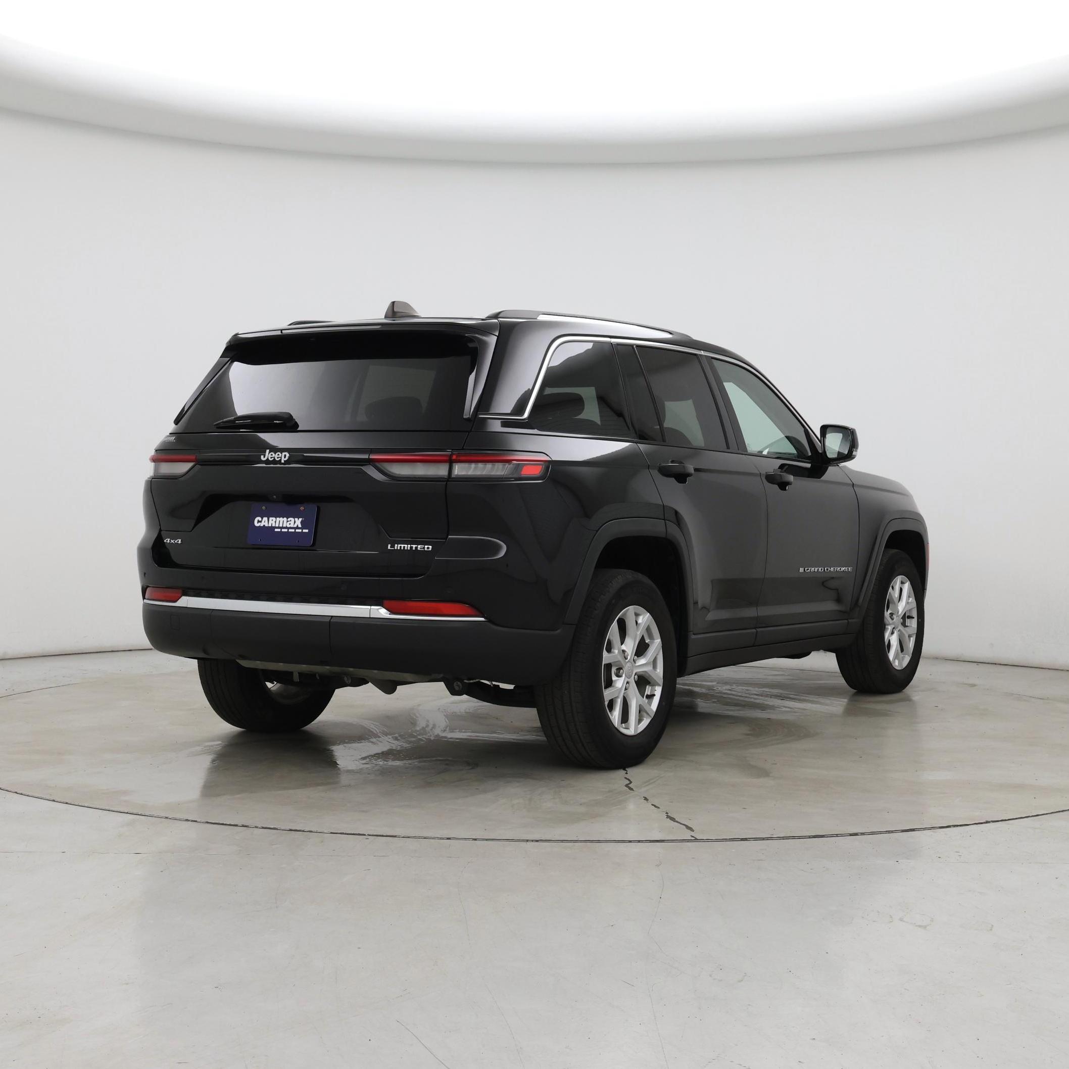Thumbnail: 2023 Jeep Grand Cherokee - 8