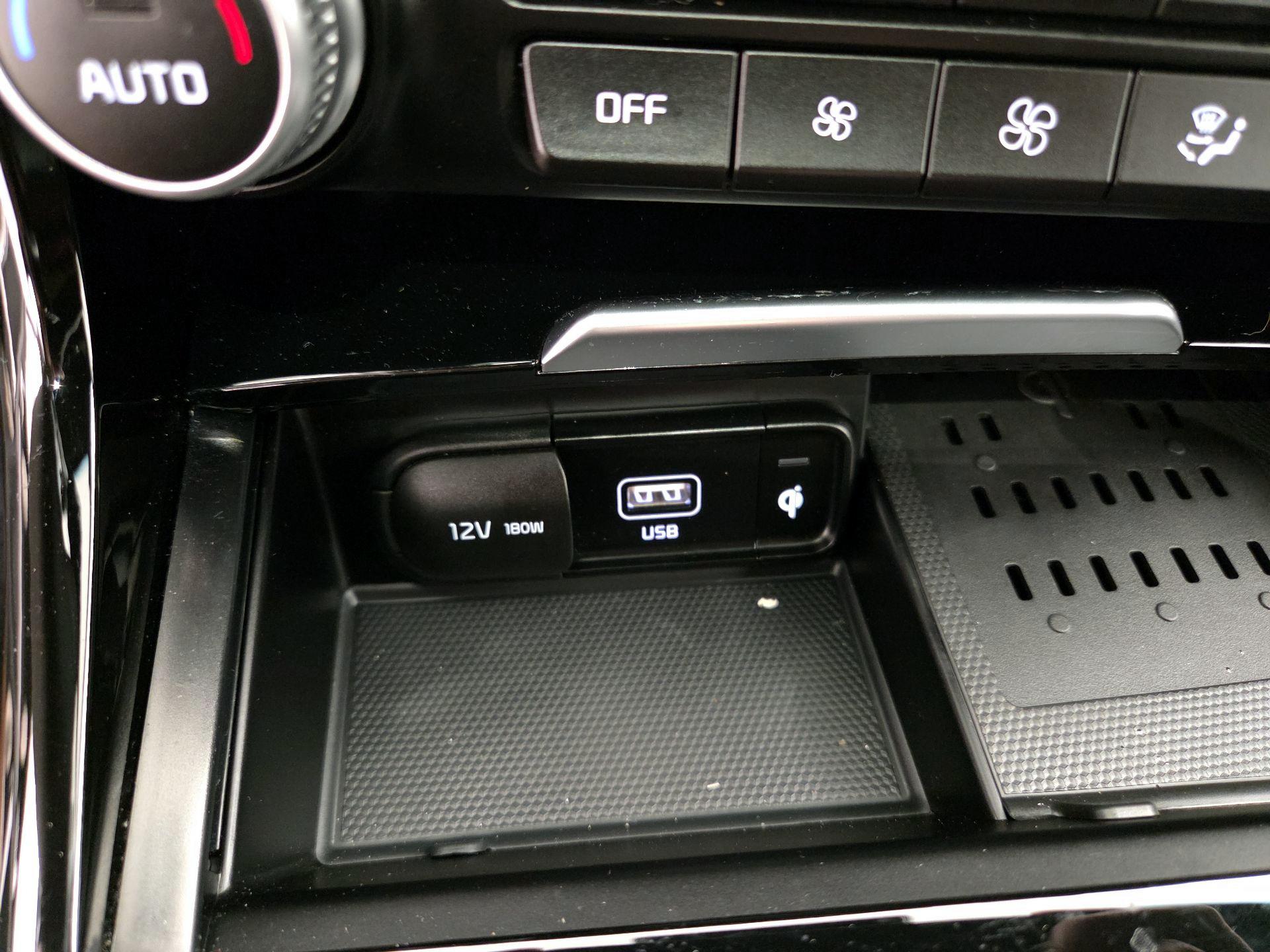 Thumbnail: 2022 Kia Stinger - 19