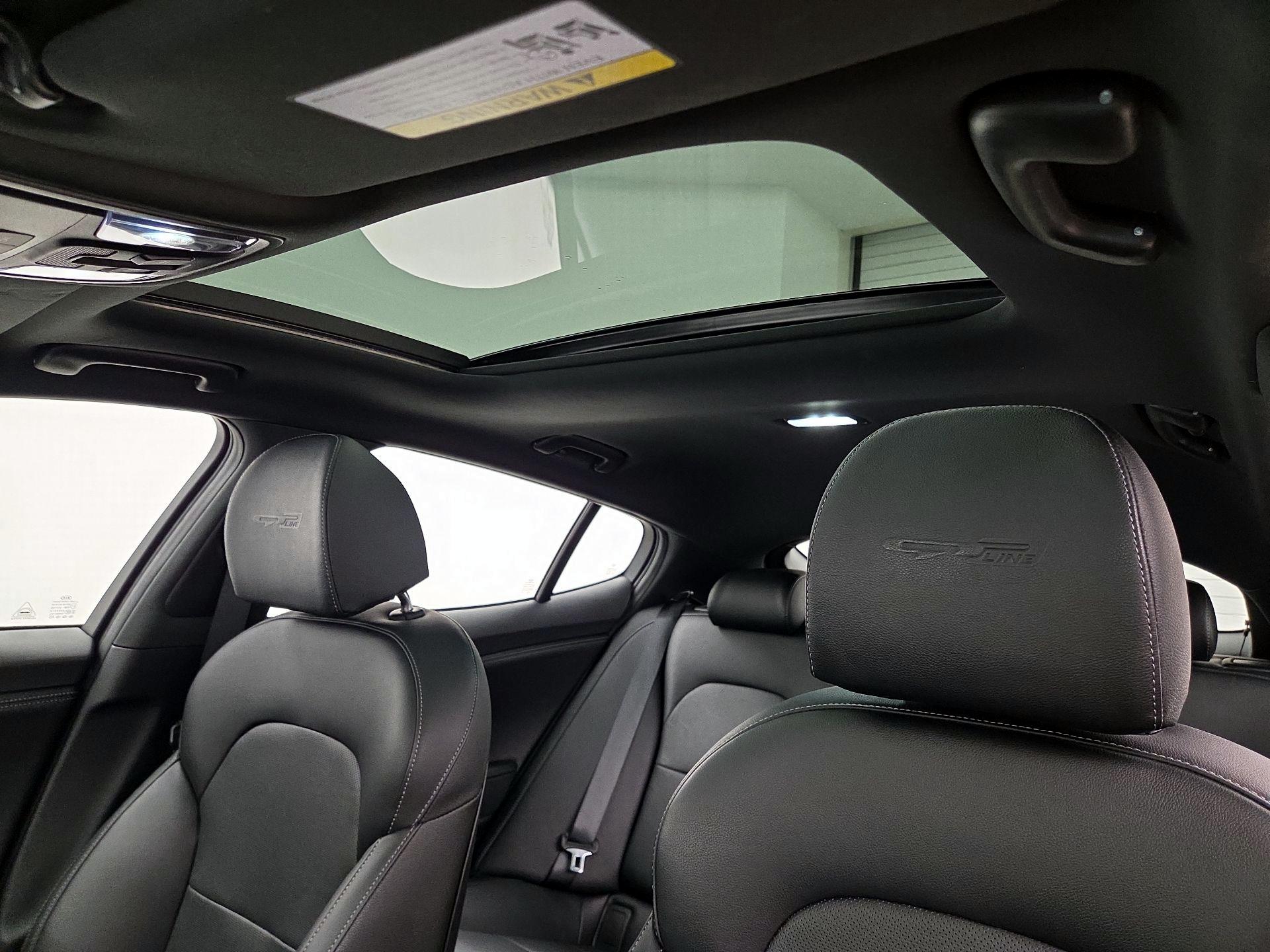 Thumbnail: 2022 Kia Stinger - 20