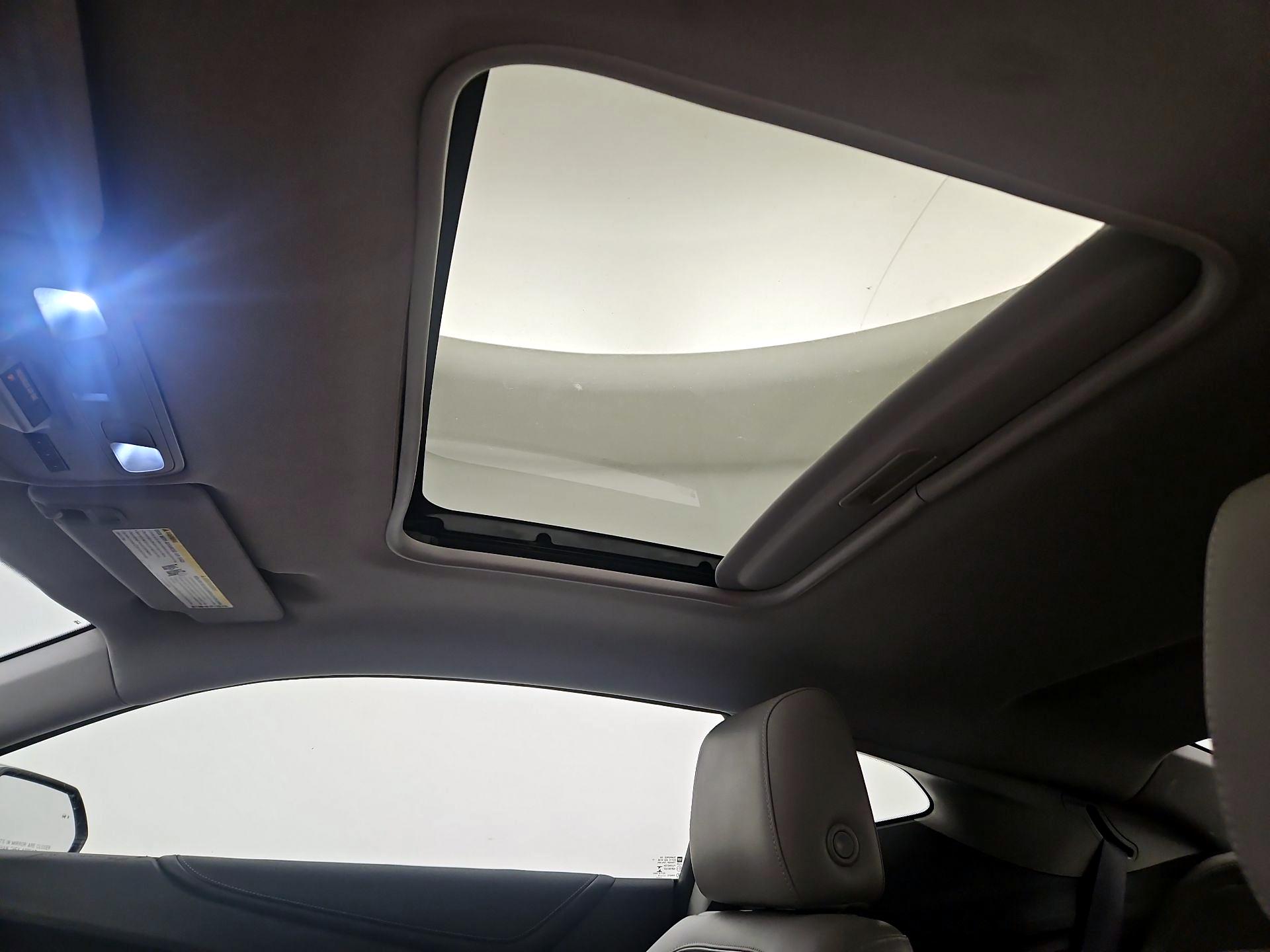 Thumbnail: 2016 Chevrolet Camaro - 20