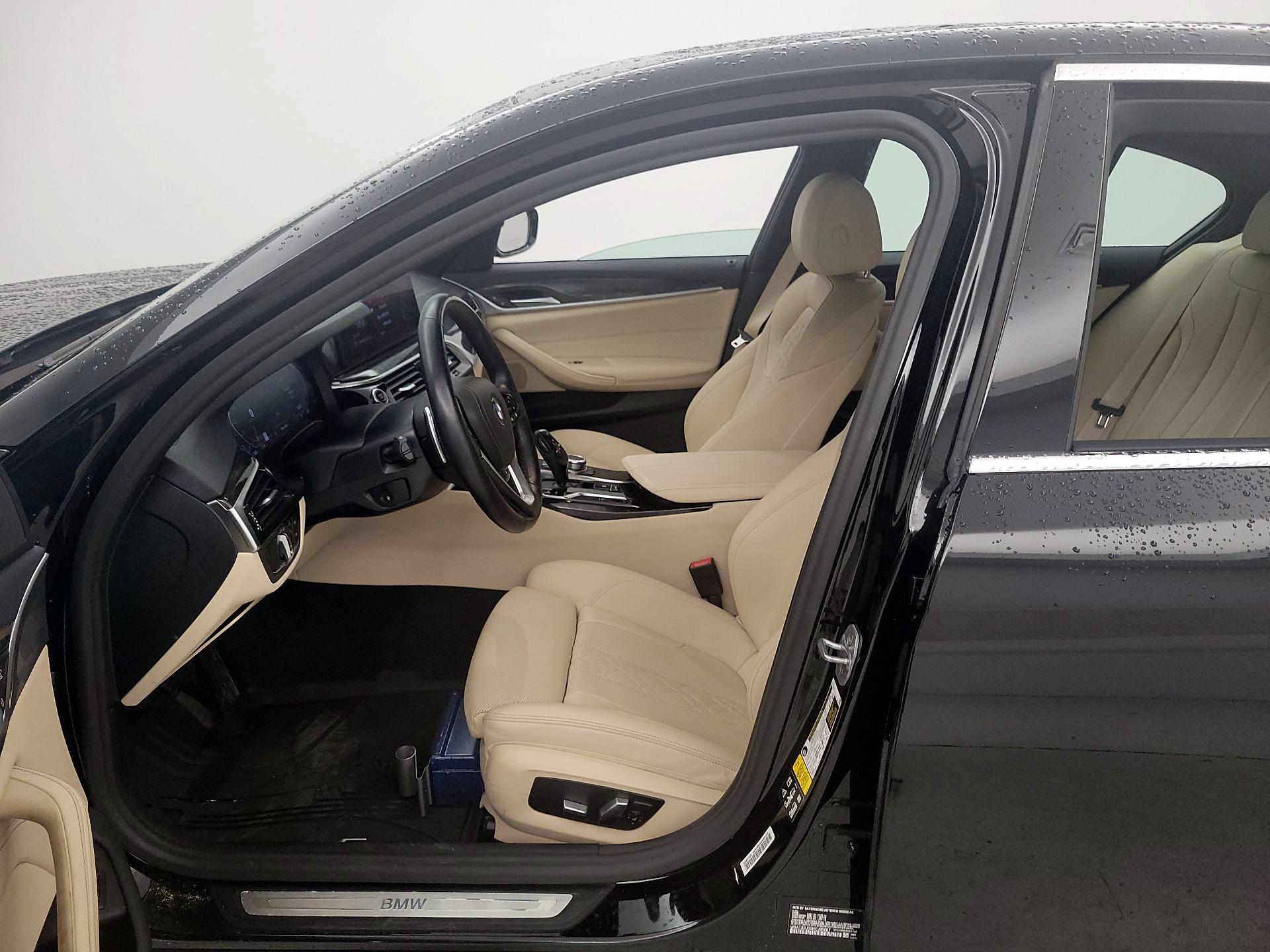 Thumbnail: 2022 BMW 5 Series - 11