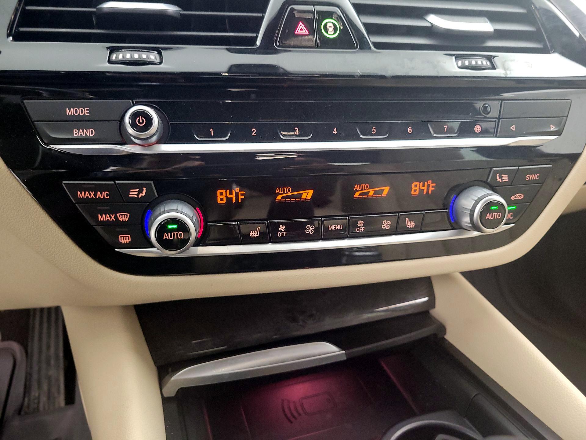 Thumbnail: 2022 BMW 5 Series - 14