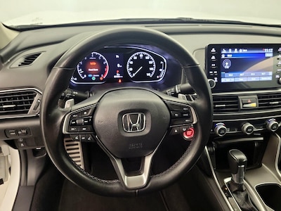 Steering Wheel & Instrument Cluster (On)