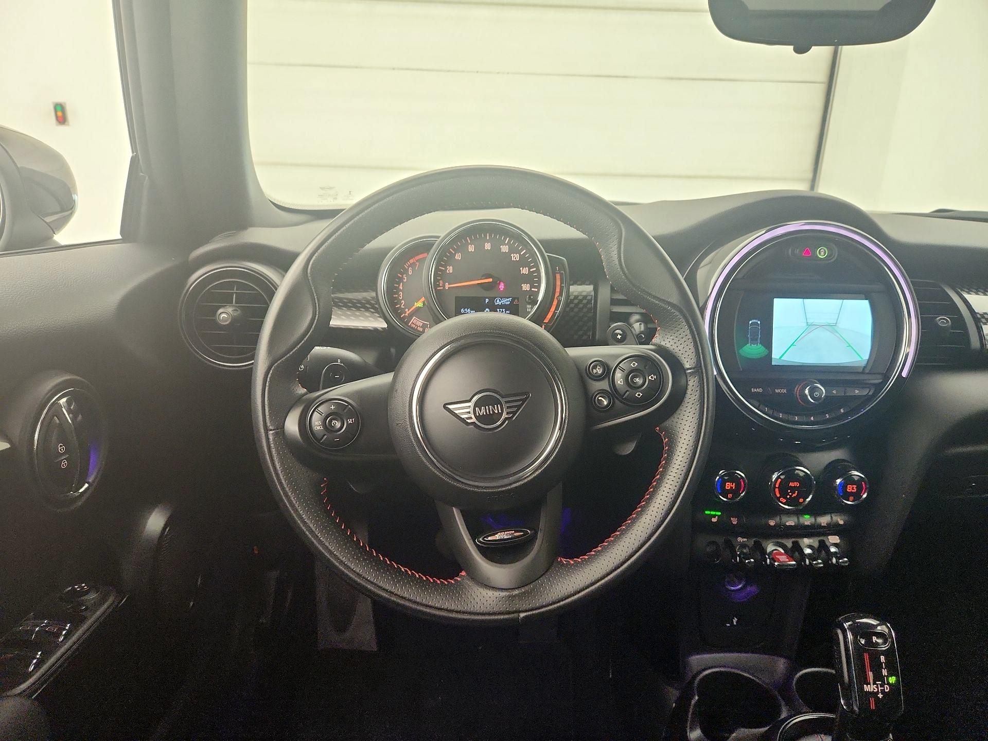 Thumbnail: 2020 MINI Cooper - 10