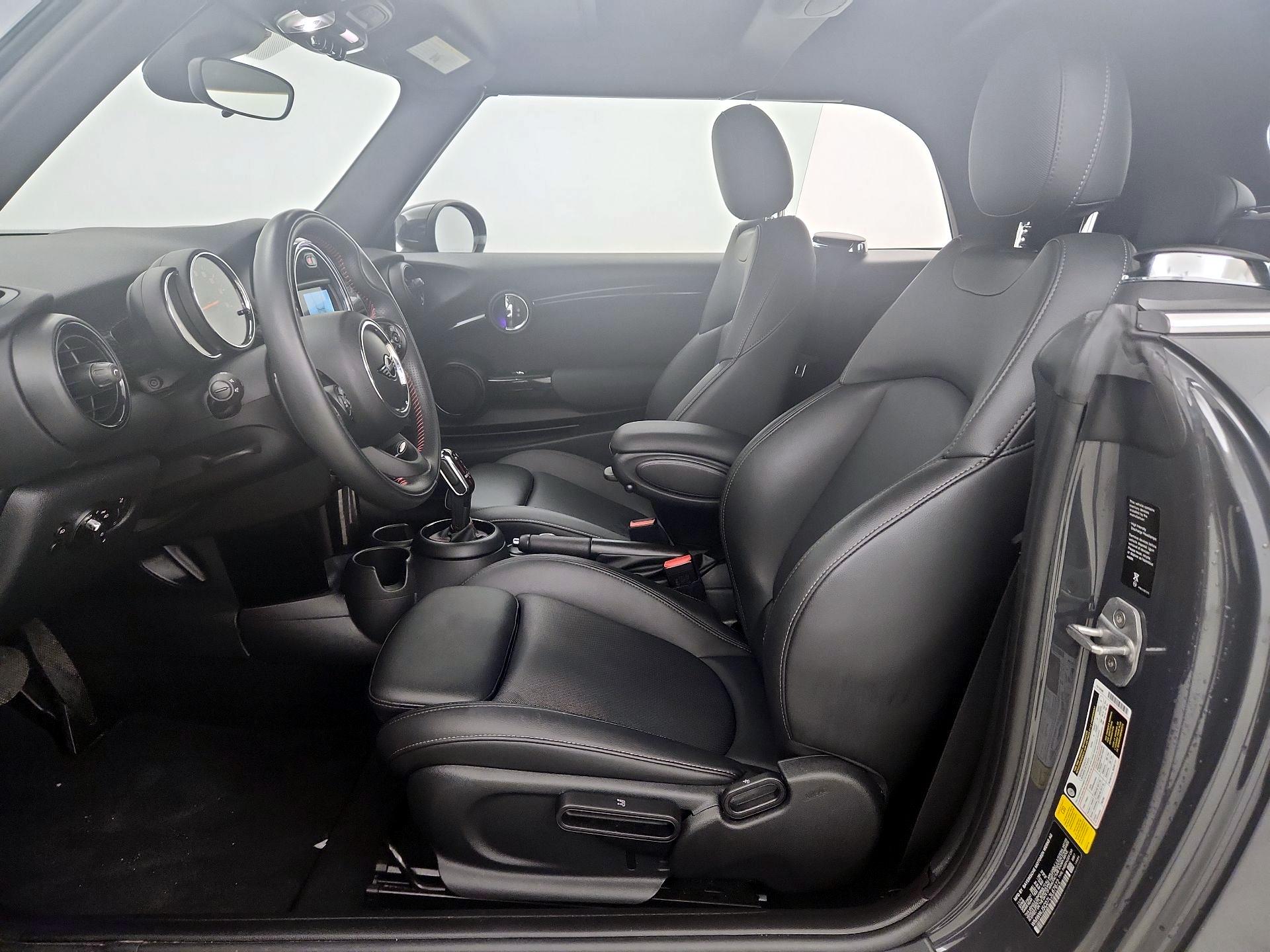 Thumbnail: 2020 MINI Cooper - 11