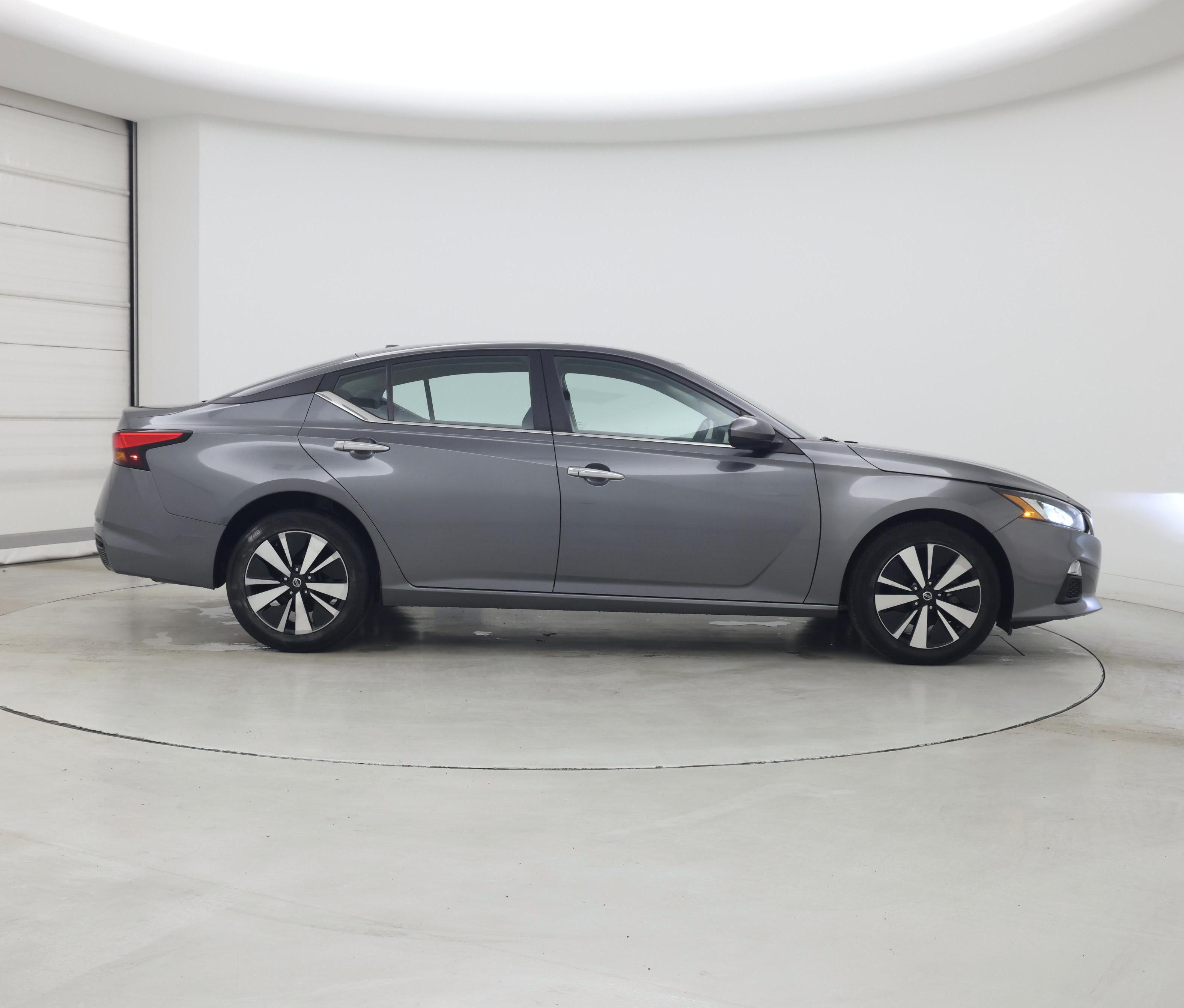 Thumbnail: 2021 Nissan Altima - 7