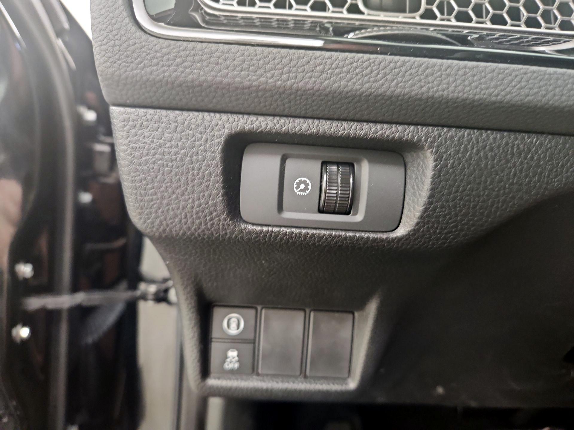 Thumbnail: 2023 Honda Civic - 13