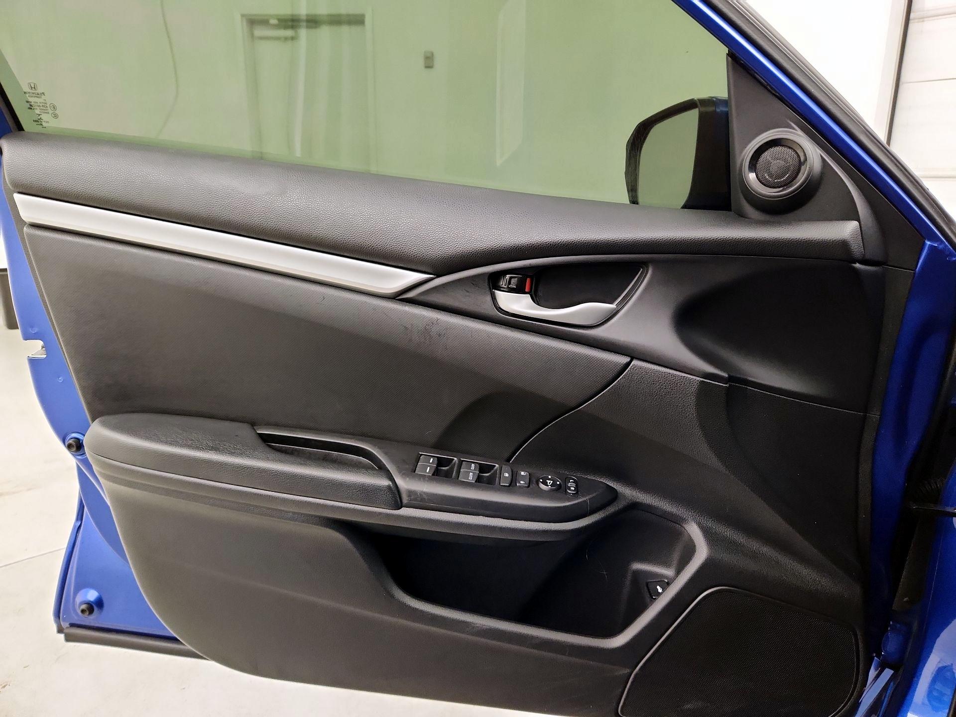 Thumbnail: 2021 Honda Civic - 10