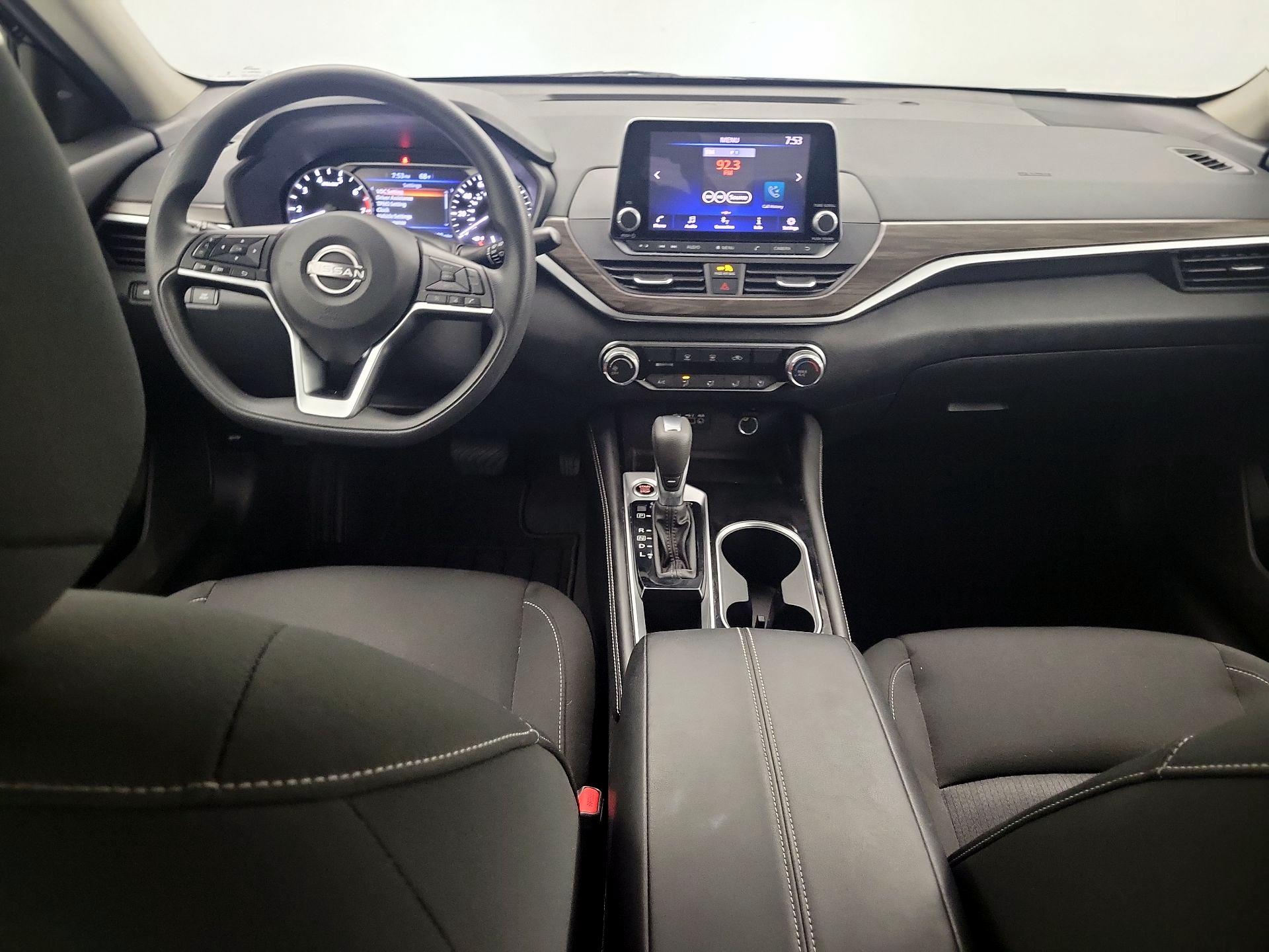 Thumbnail: 2023 Nissan Altima - 9