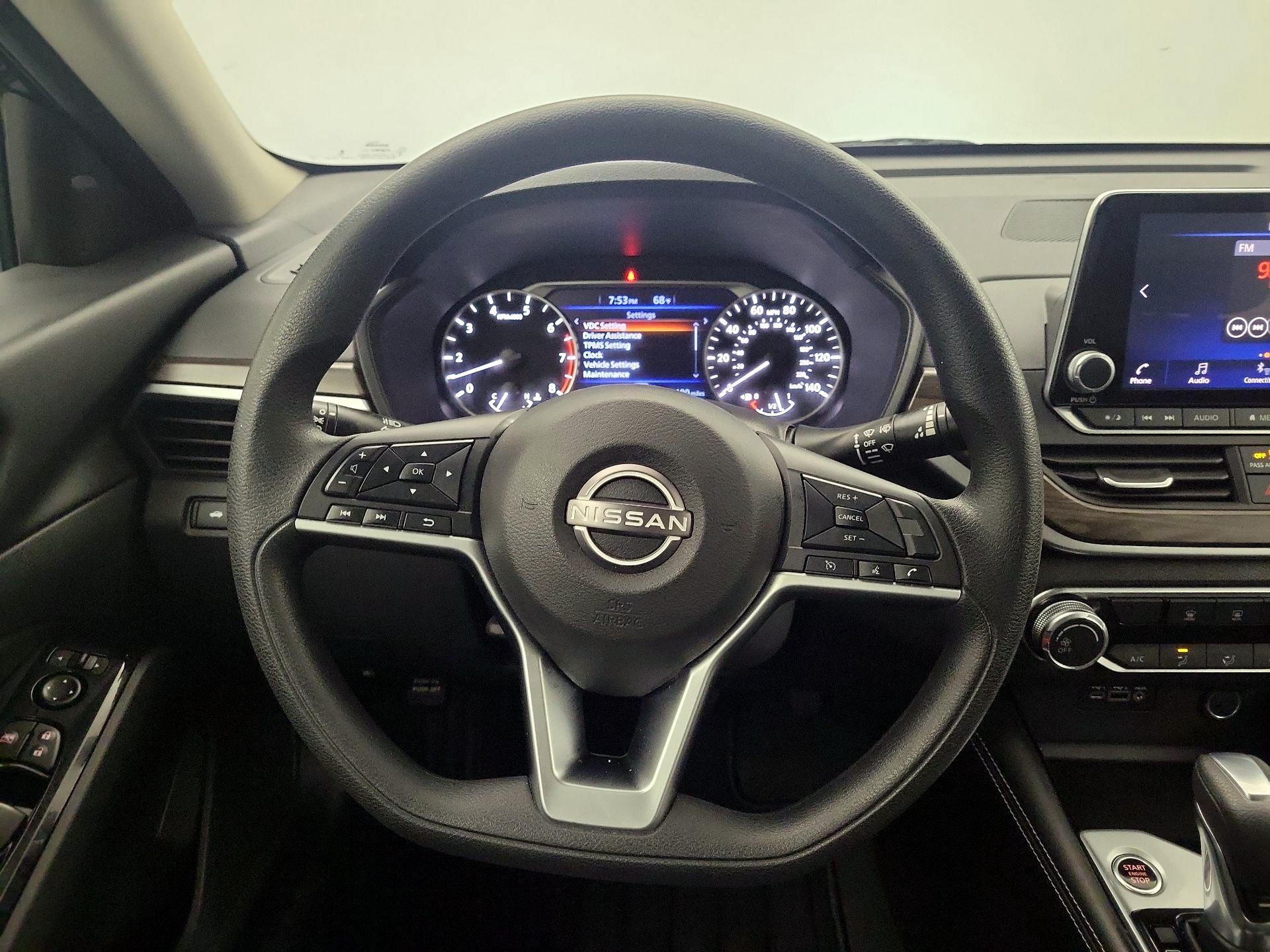 Thumbnail: 2023 Nissan Altima - 10