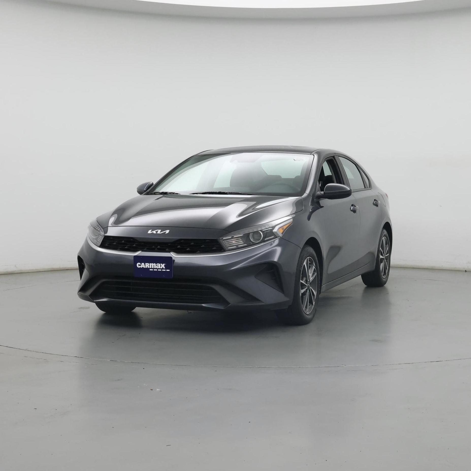 Thumbnail: 2023 Kia Forte - 4