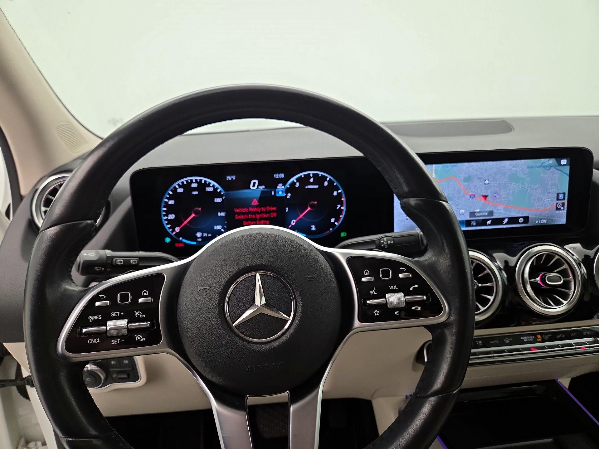 Thumbnail: 2023 Mercedes-Benz GLA - 10
