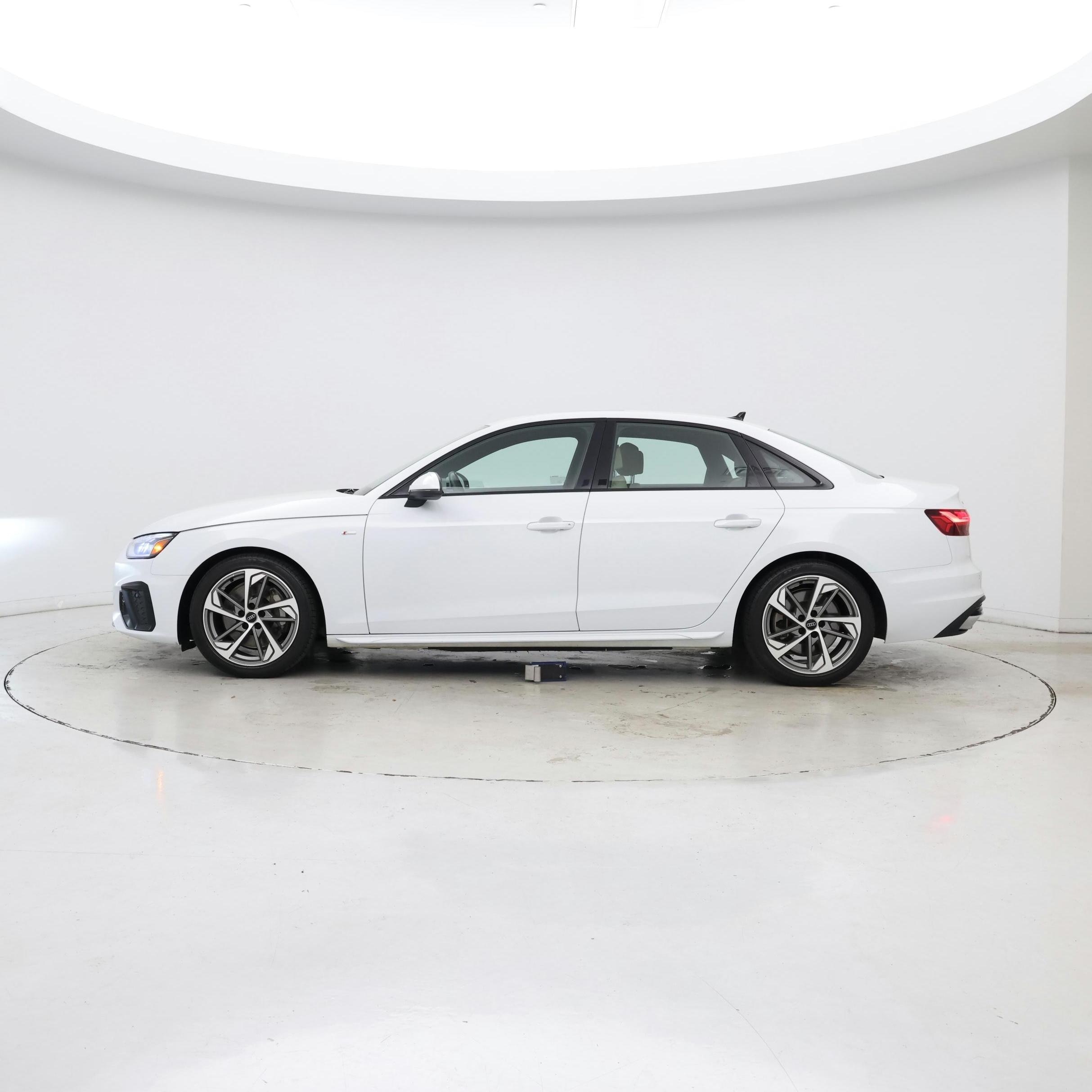 Thumbnail: 2021 Audi A4 - 3