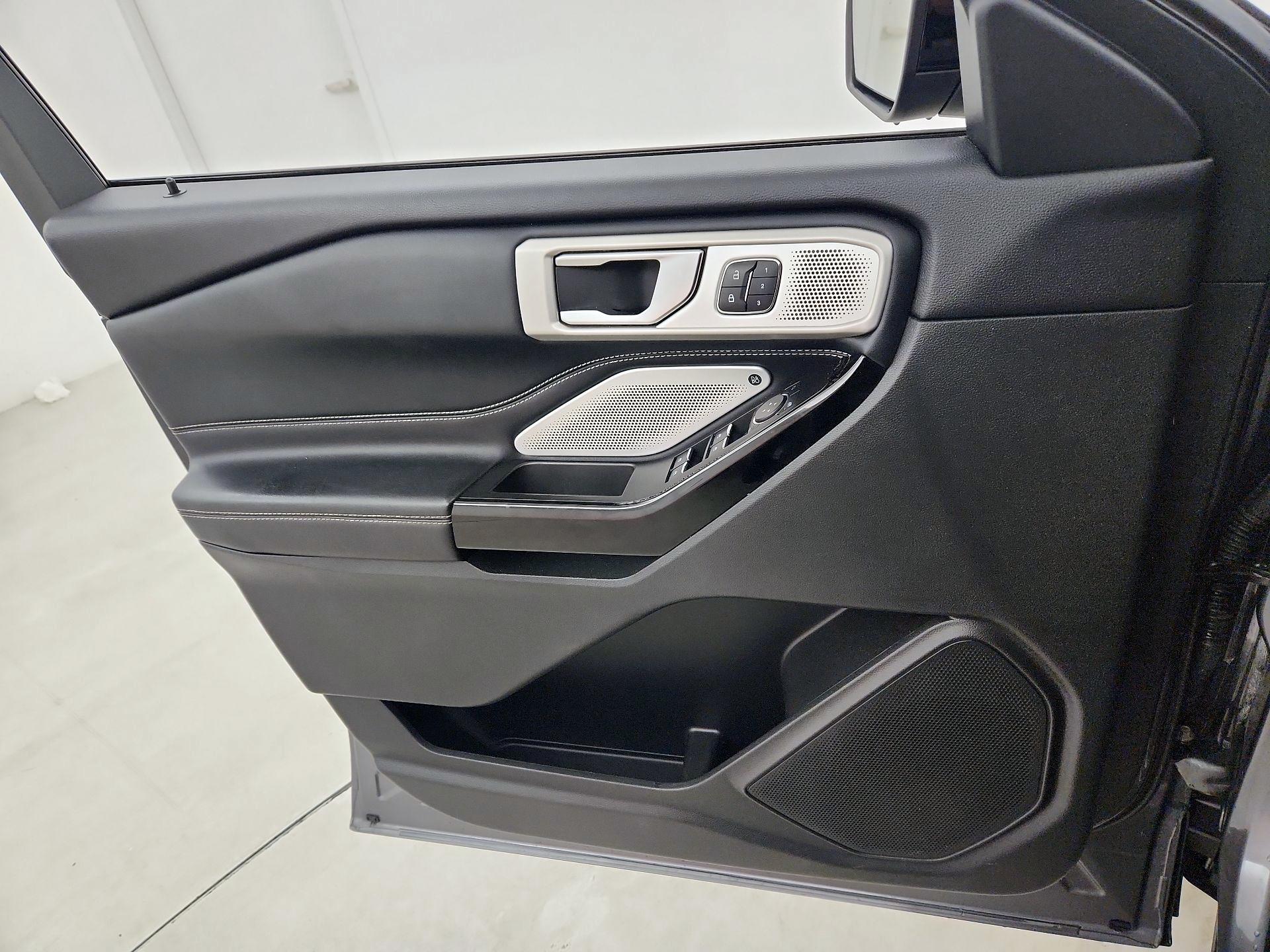 Thumbnail: 2022 Ford Explorer - 12