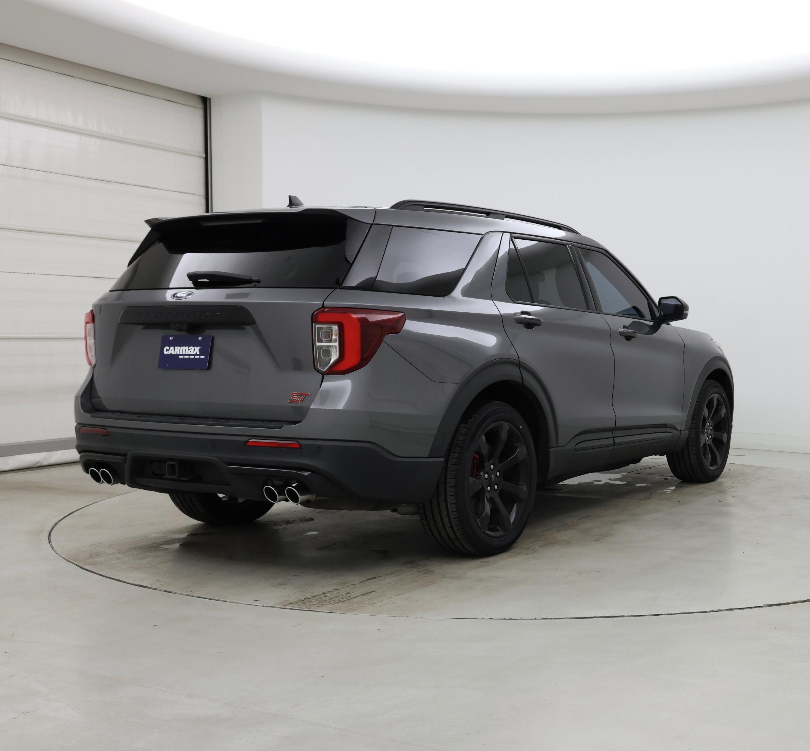 Thumbnail: 2022 Ford Explorer - 8