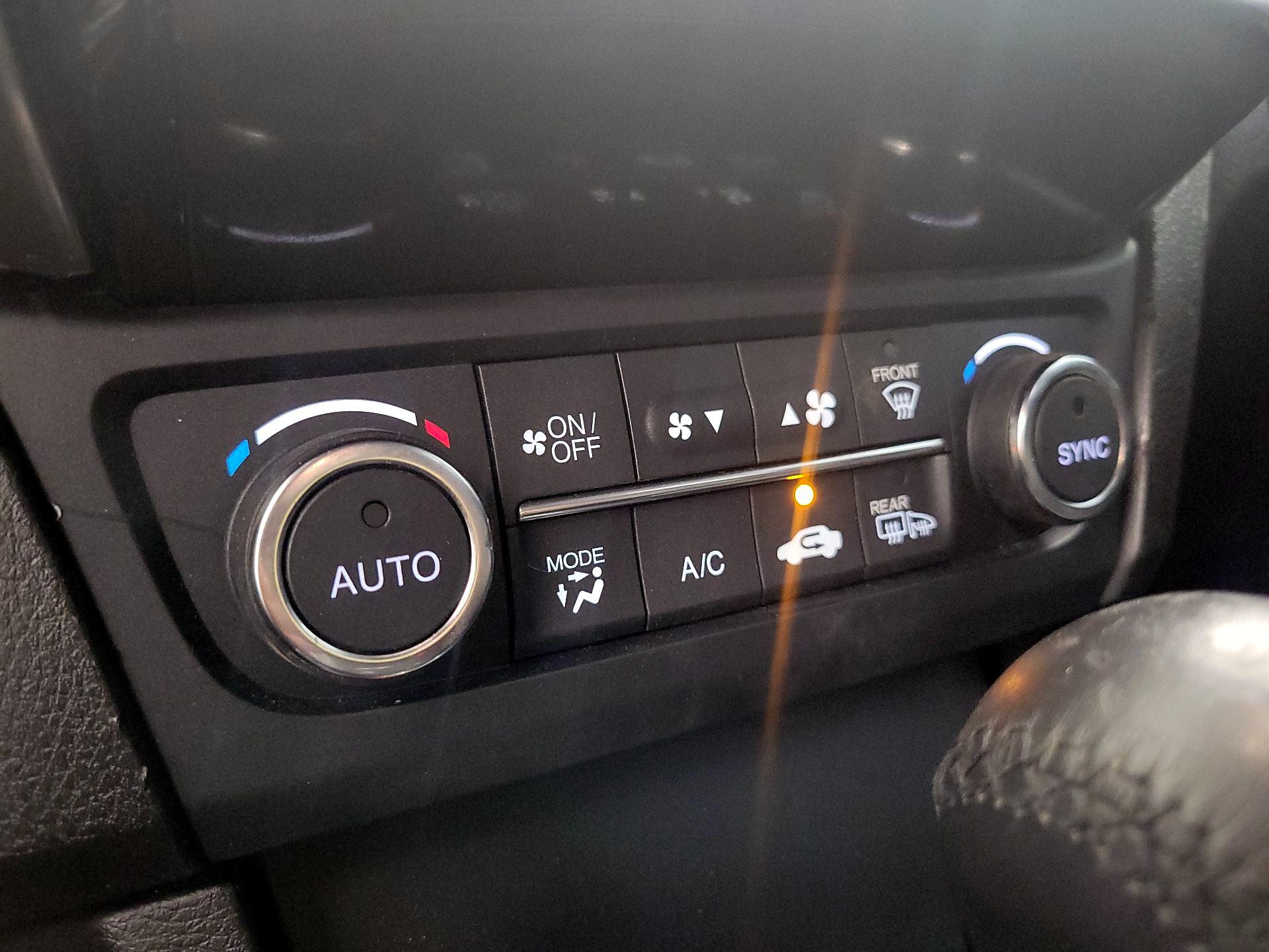 Thumbnail: 2021 Acura ILX - 16