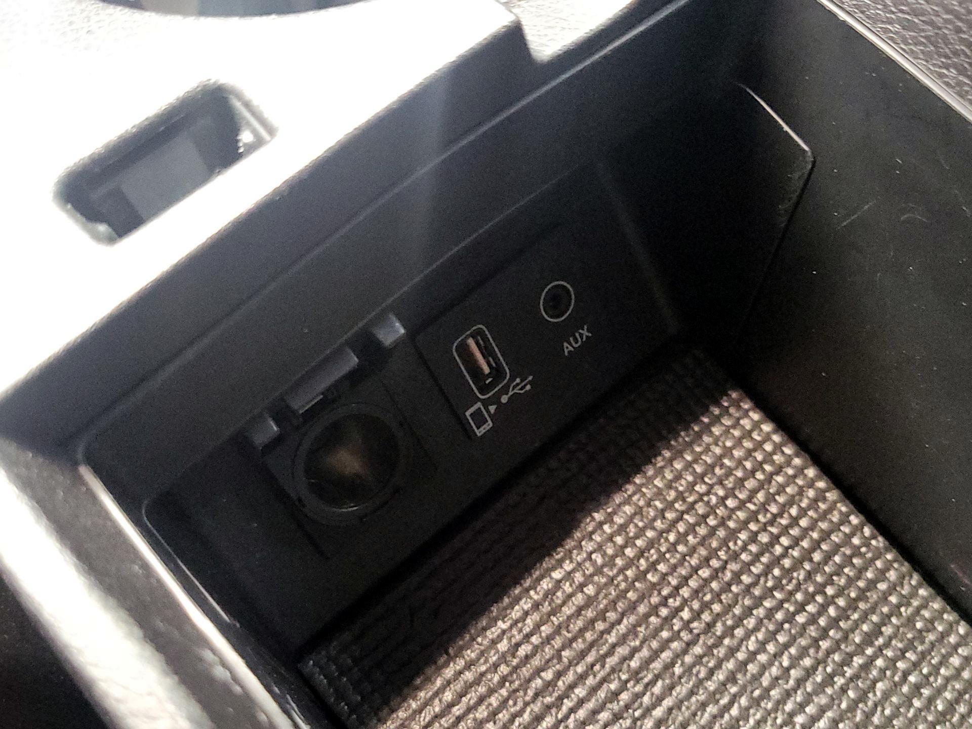 Thumbnail: 2021 Acura ILX - 18