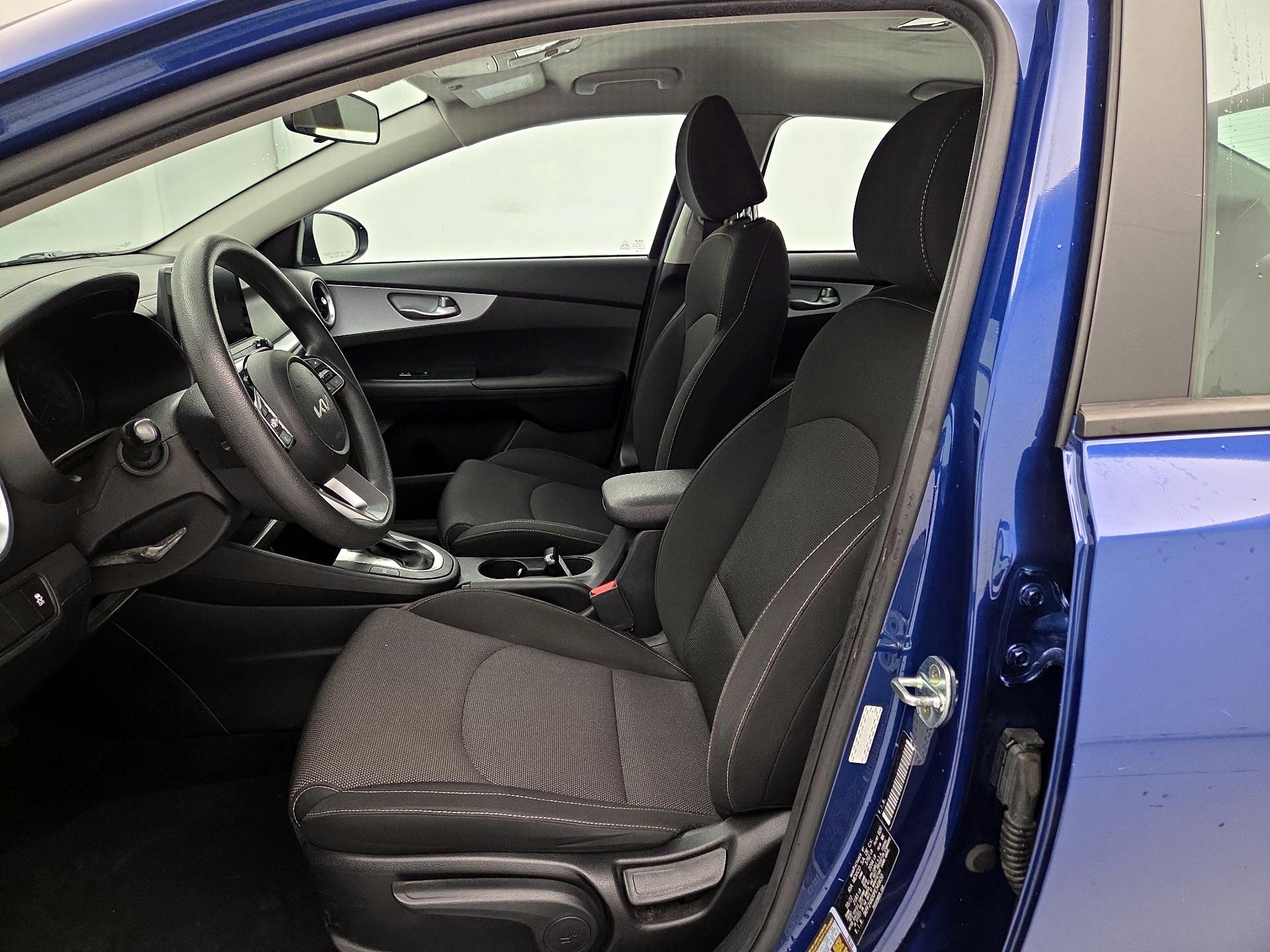 Thumbnail: 2023 Kia Forte - 11