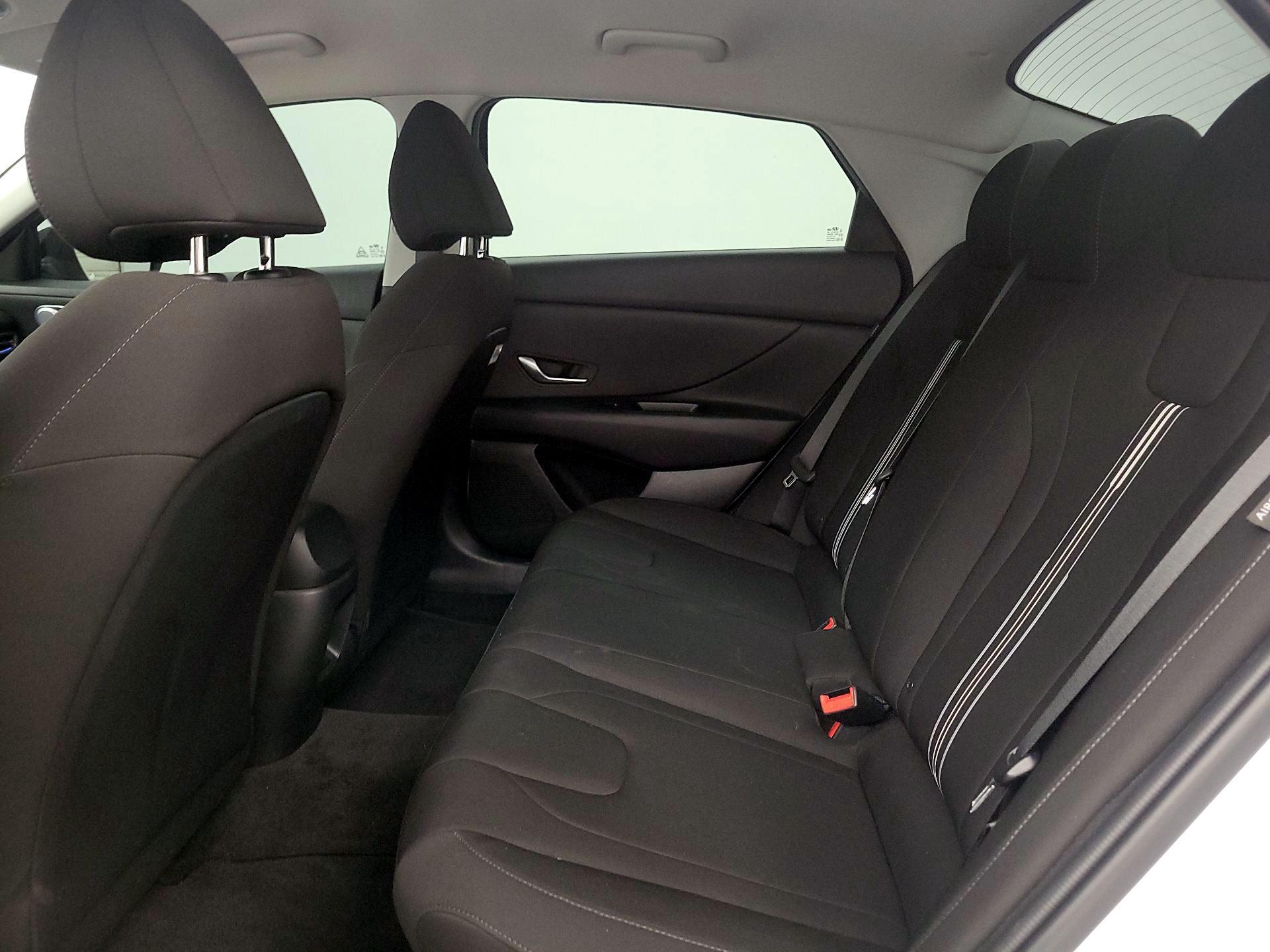 Thumbnail: 2024 Hyundai Elantra - 19