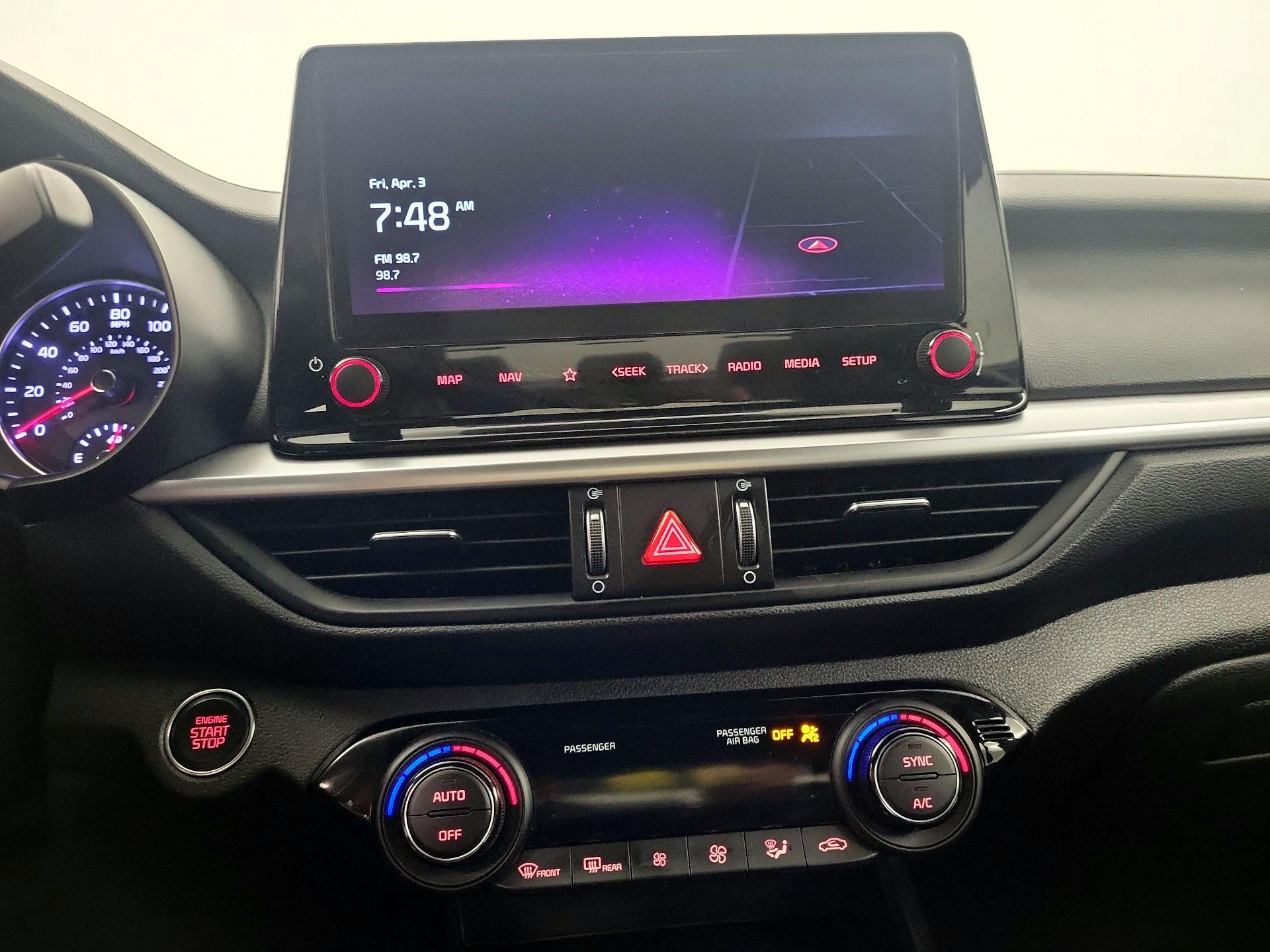 Thumbnail: 2023 Kia Forte - 15