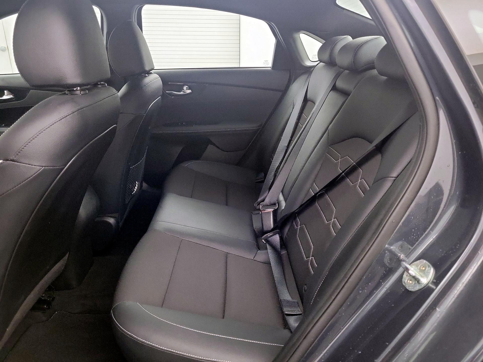 Thumbnail: 2023 Kia Forte - 19