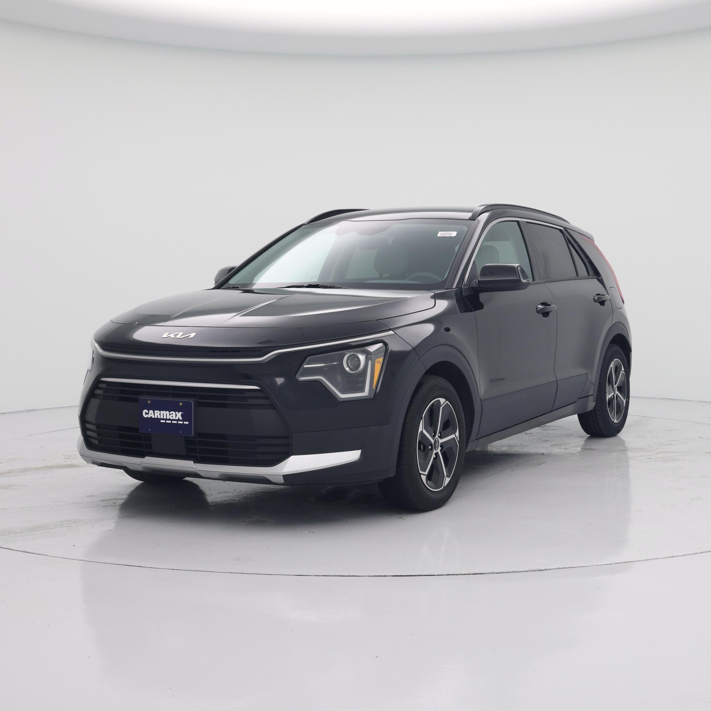 Thumbnail: 2023 Kia Niro - 4