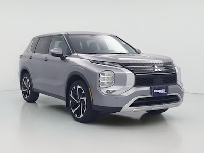 2023 Mitsubishi Outlander SE