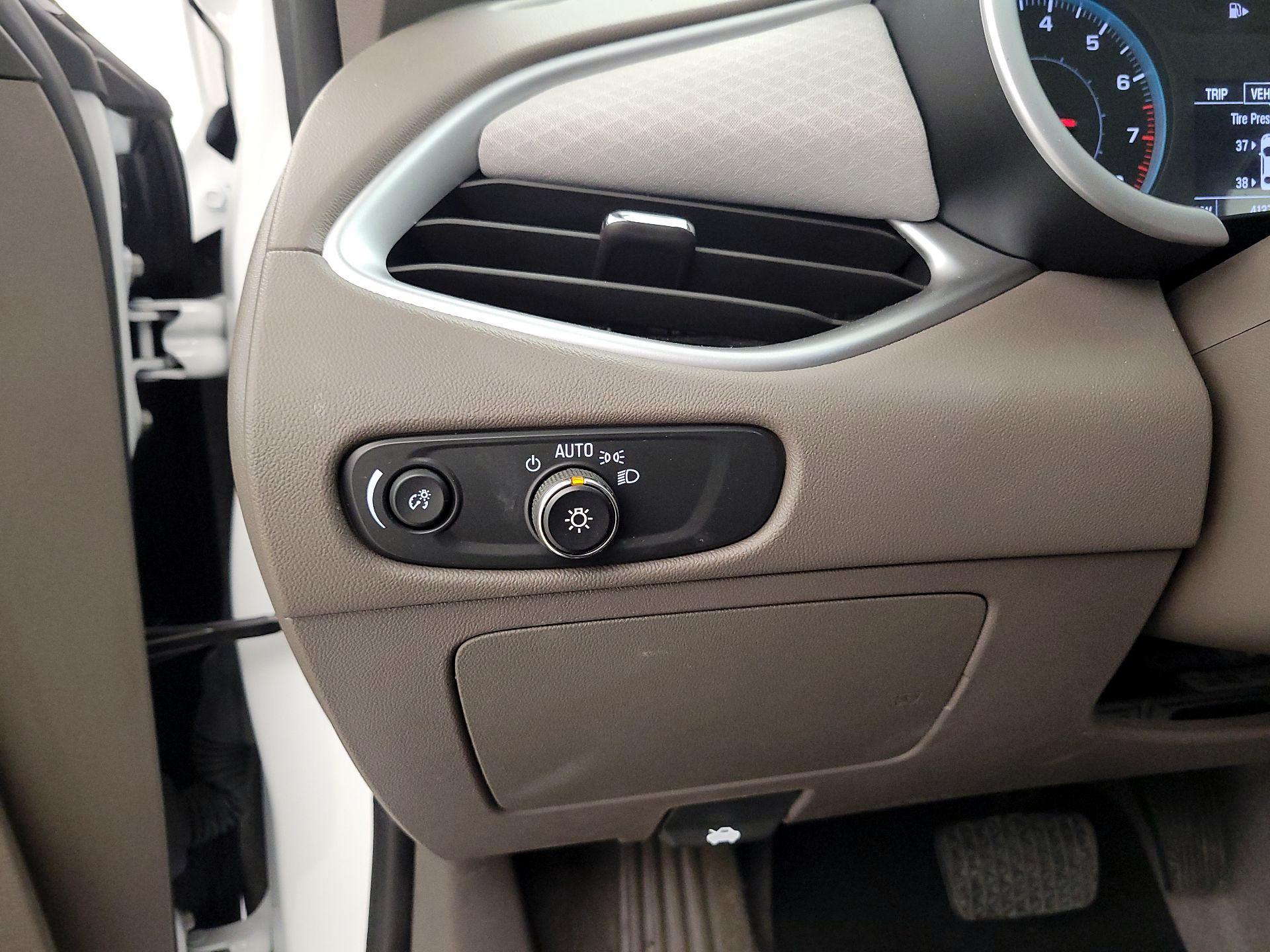 Thumbnail: 2023 Chevrolet Malibu - 13