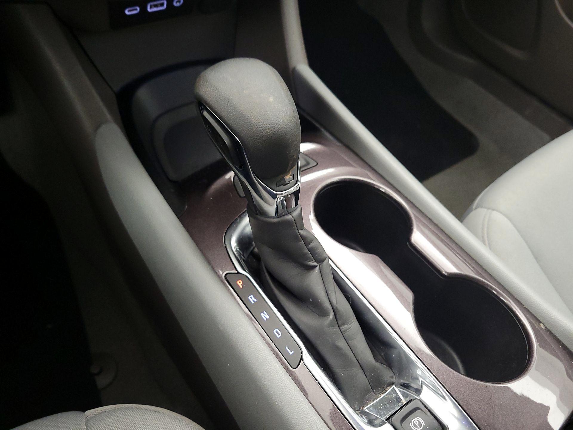 Thumbnail: 2023 Chevrolet Malibu - 17