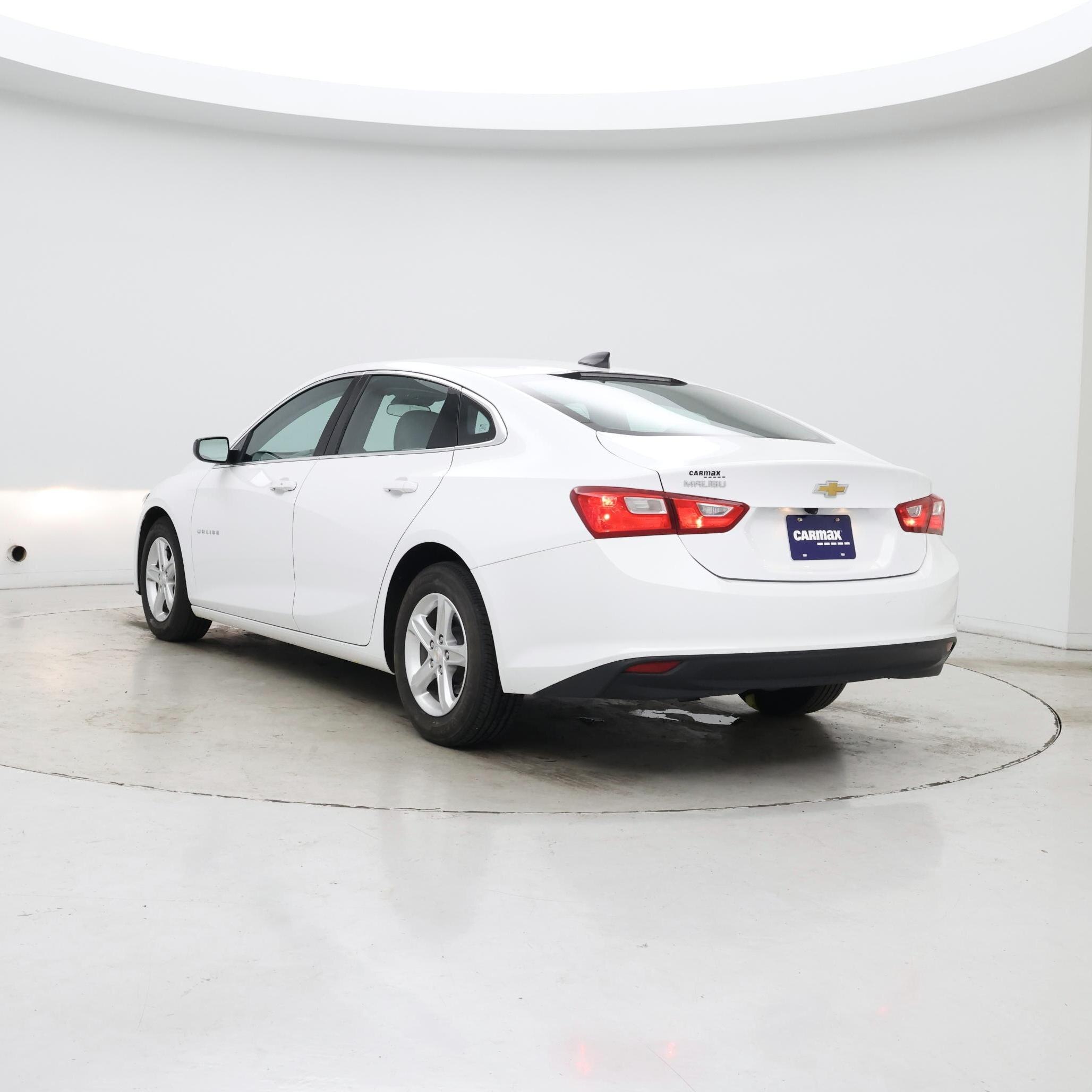 Thumbnail: 2023 Chevrolet Malibu - 2