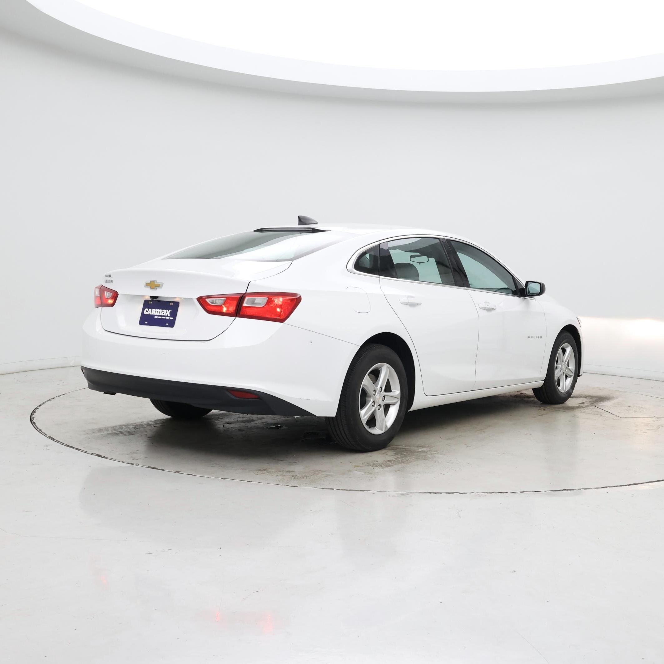 Thumbnail: 2023 Chevrolet Malibu - 8