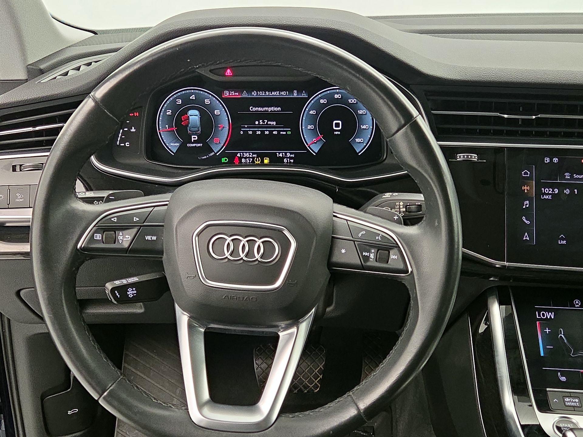 Thumbnail: 2022 Audi Q7 - 10