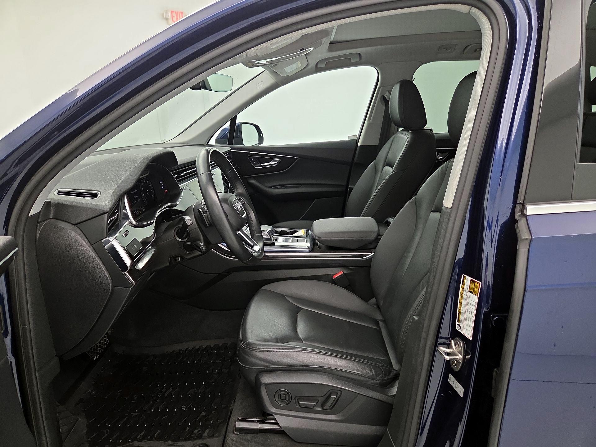 Thumbnail: 2022 Audi Q7 - 11