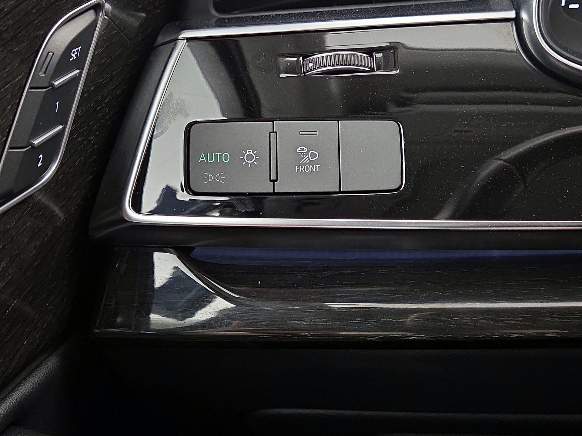 Thumbnail: 2022 Audi Q7 - 13