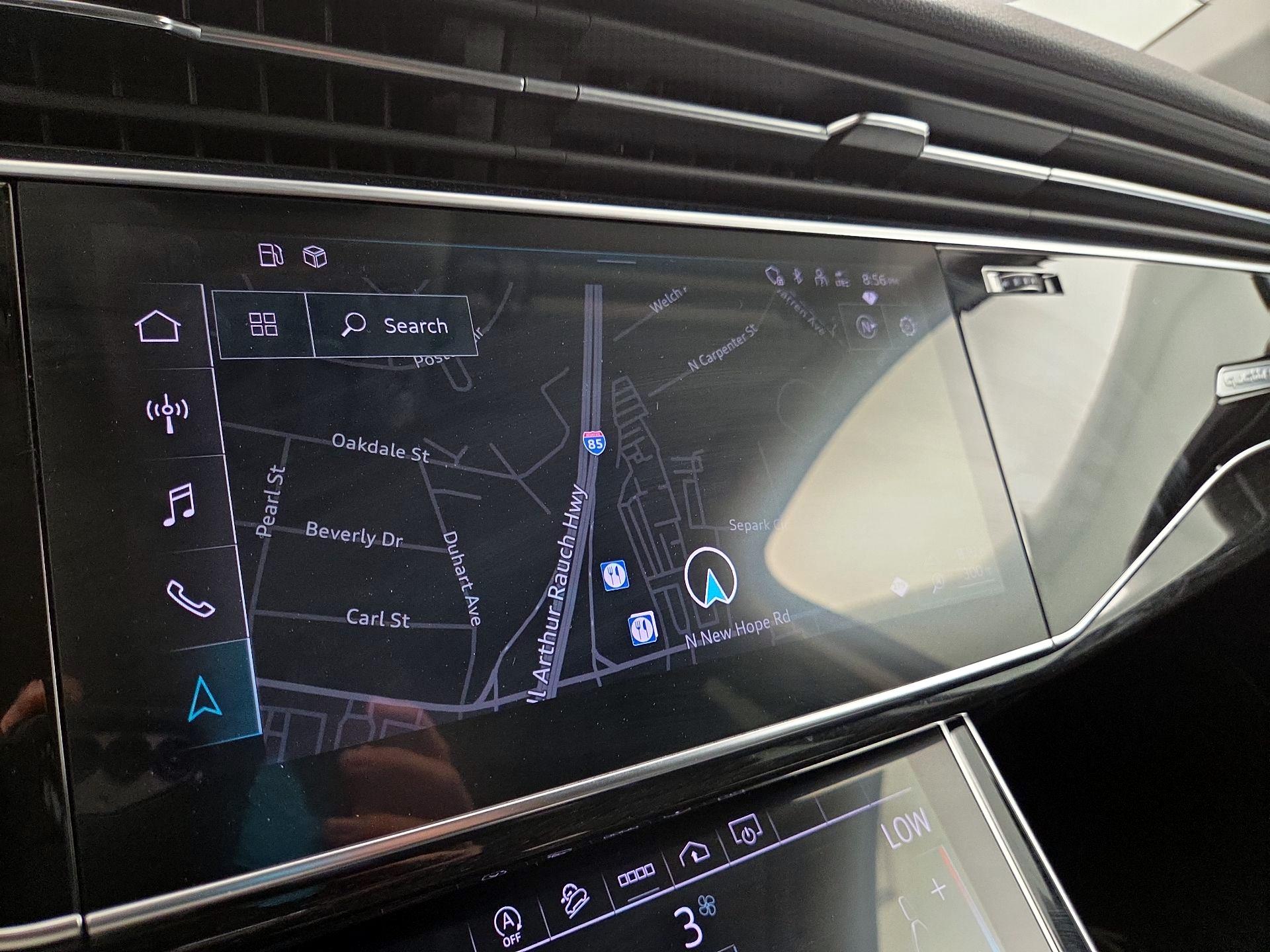 Thumbnail: 2022 Audi Q7 - 14