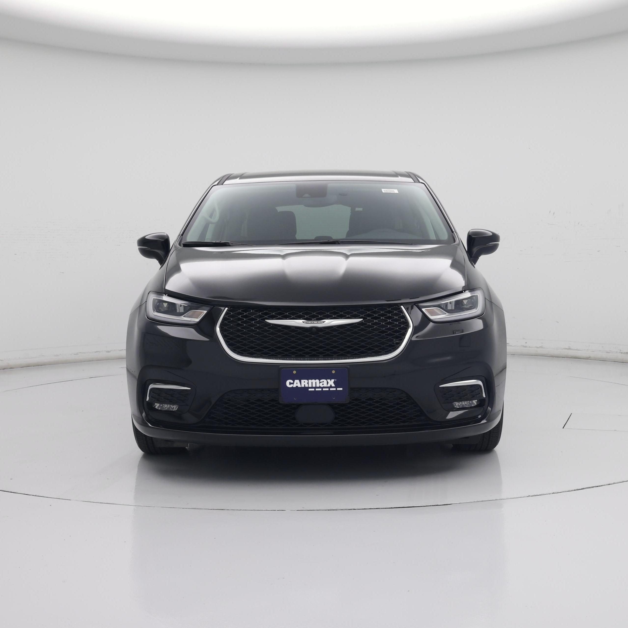 Thumbnail: 2023 Chrysler Pacifica - 5