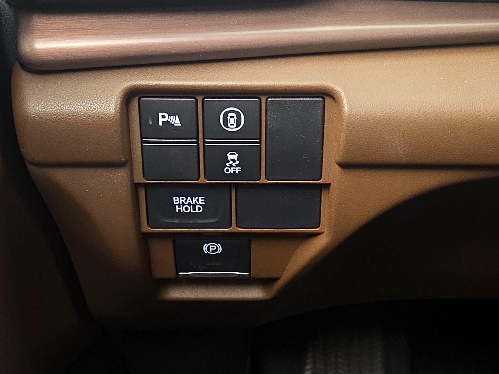 Thumbnail: 2024 Acura RDX - 13